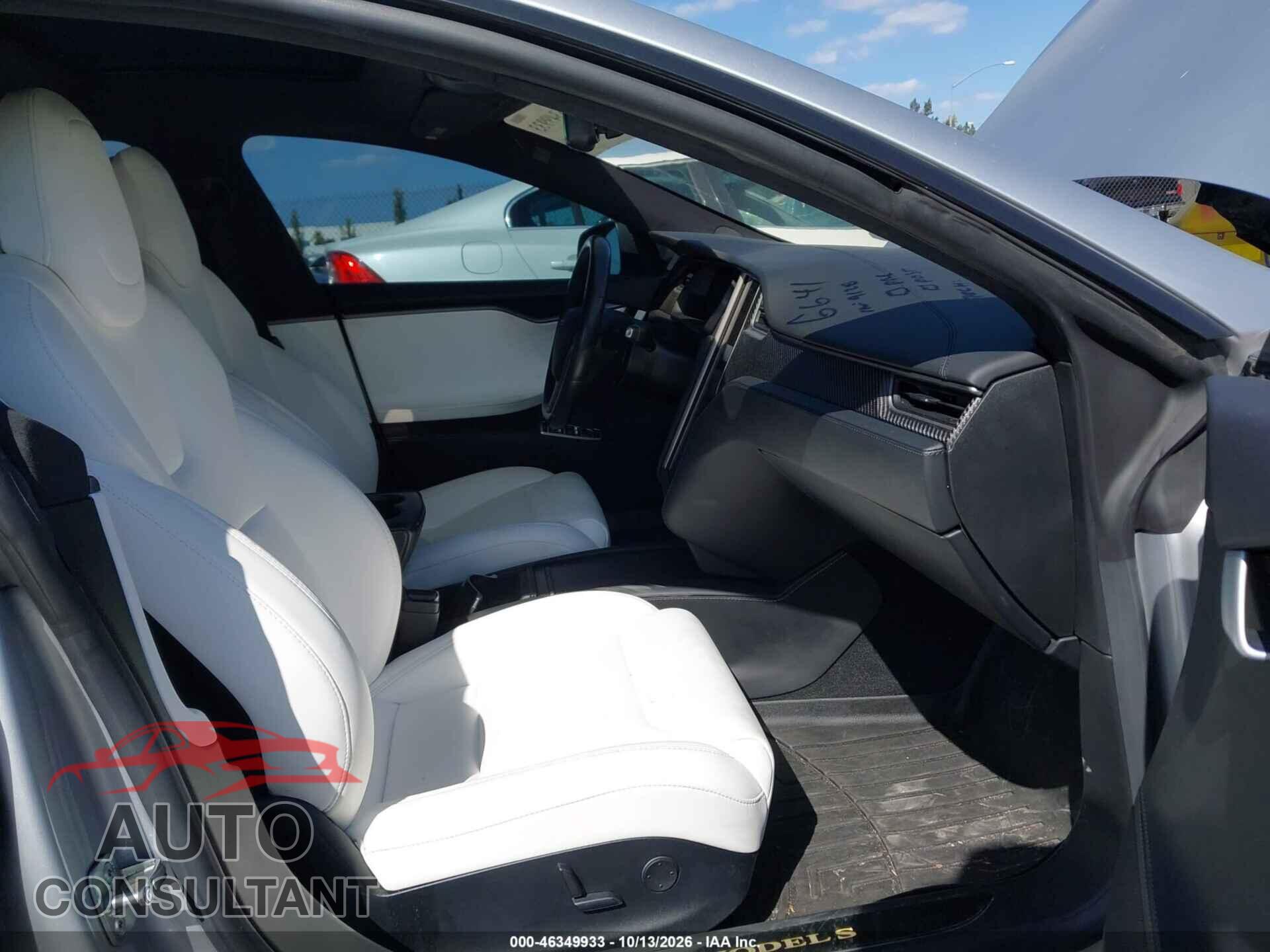 TESLA MODEL S 2019 - 5YJSA1E24KF304099