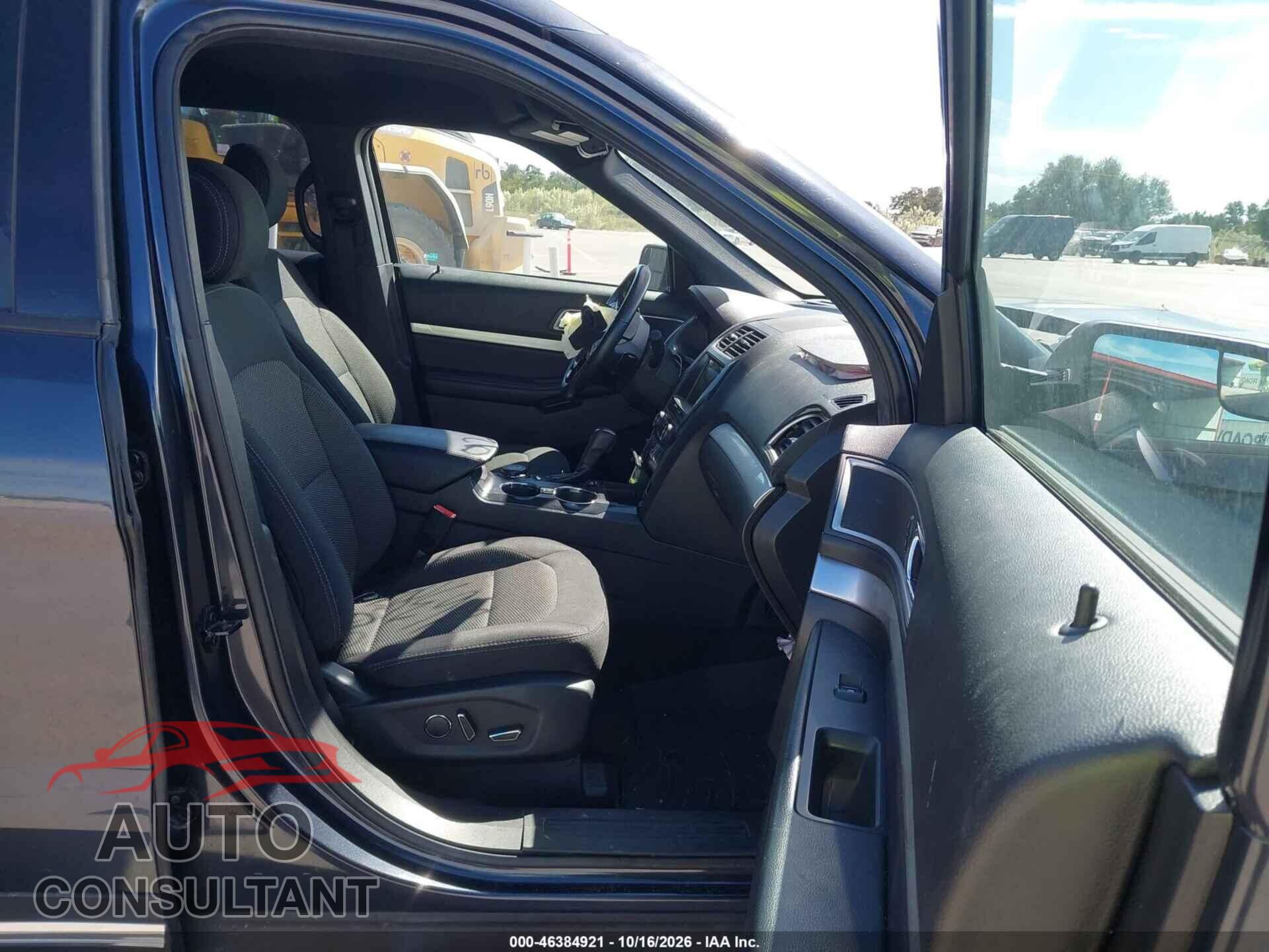 FORD EXPLORER 2017 - 1FM5K8D80HGD03471