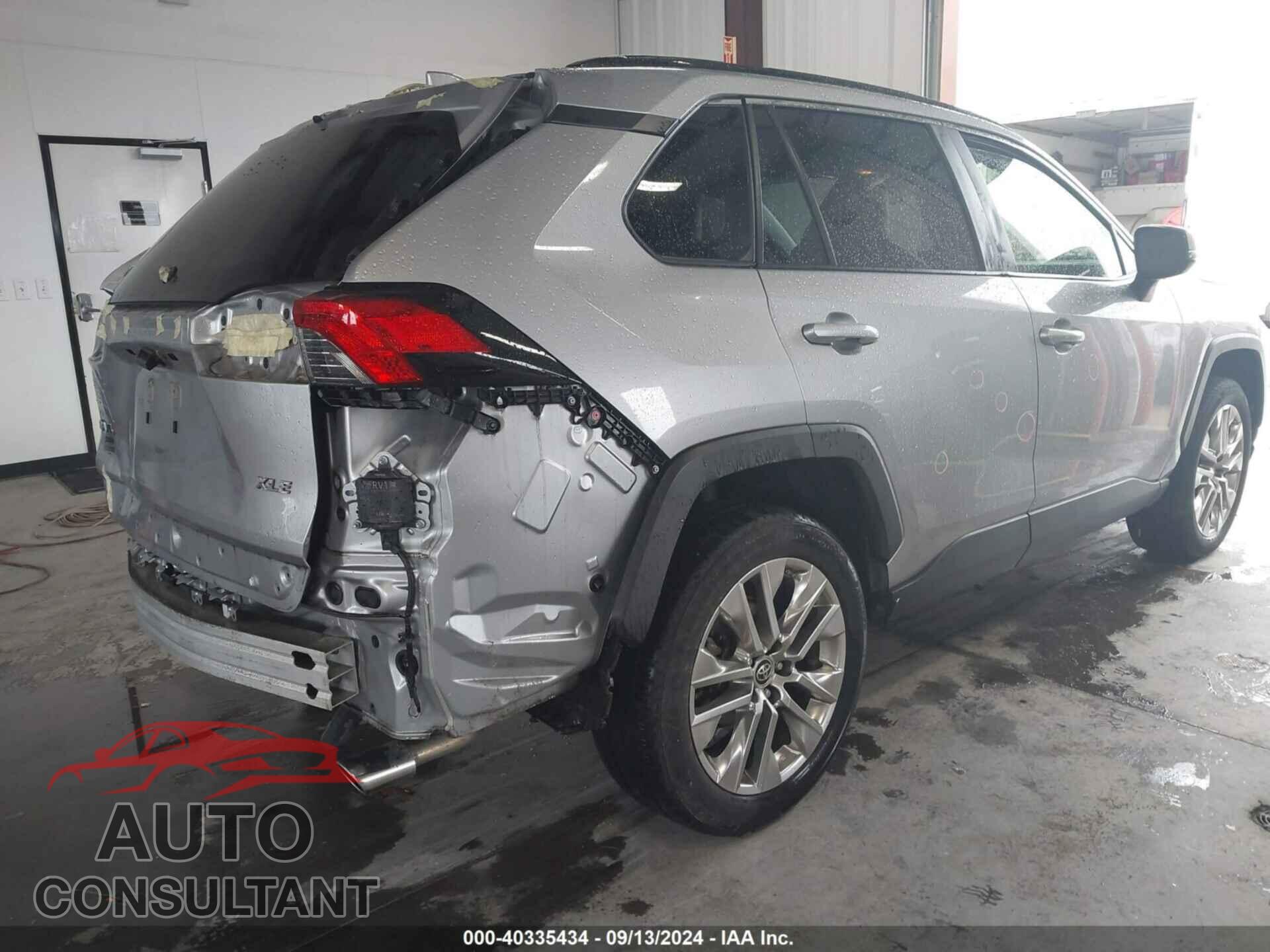 TOYOTA RAV4 2019 - JTMC1RFVXKD014758