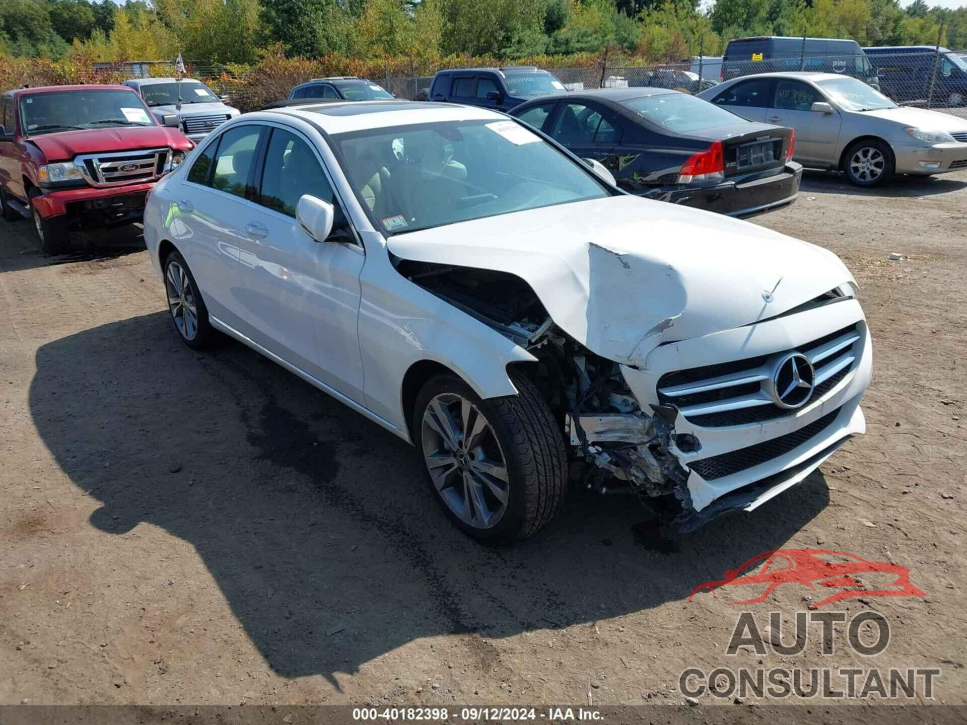 MERCEDES-BENZ C 300 2018 - 55SWF4KB0JU260799