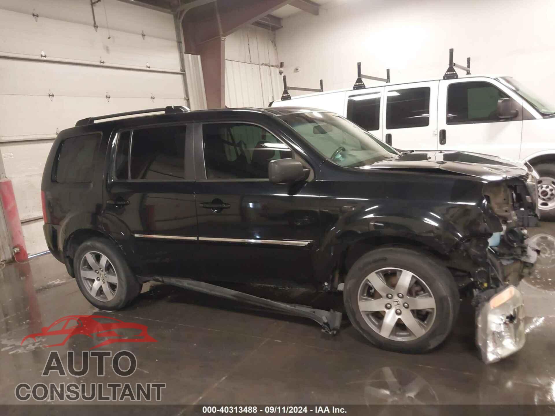HONDA PILOT 2013 - 5FNYF4H90DB044244