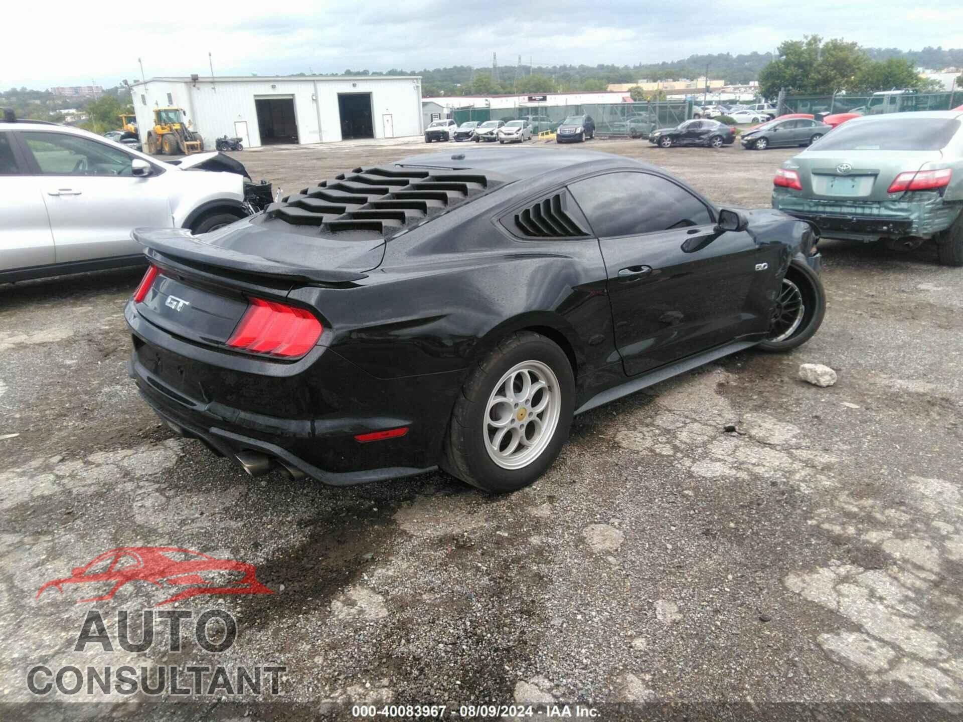 FORD MUSTANG 2018 - 1FA6P8CF9J5116845