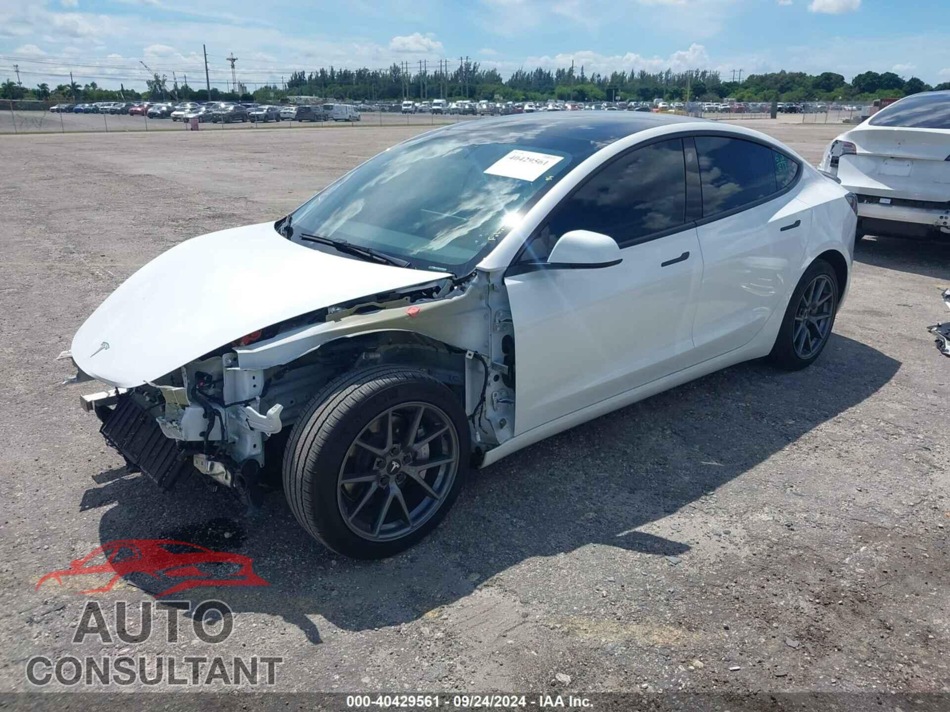 TESLA MODEL 3 2023 - 5YJ3E1EA7PF564407