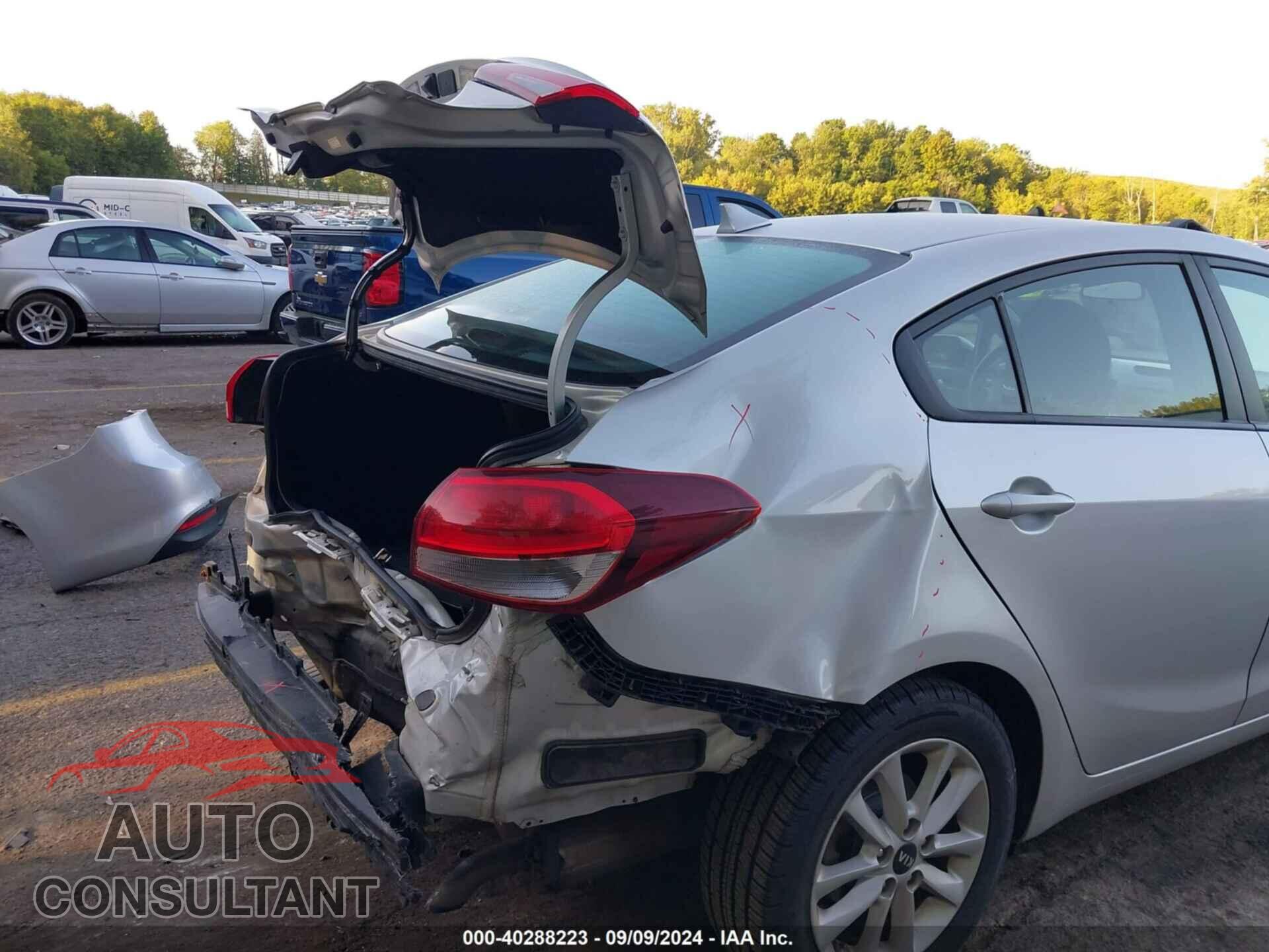 KIA FORTE 2017 - 3KPFL4A70HE015881