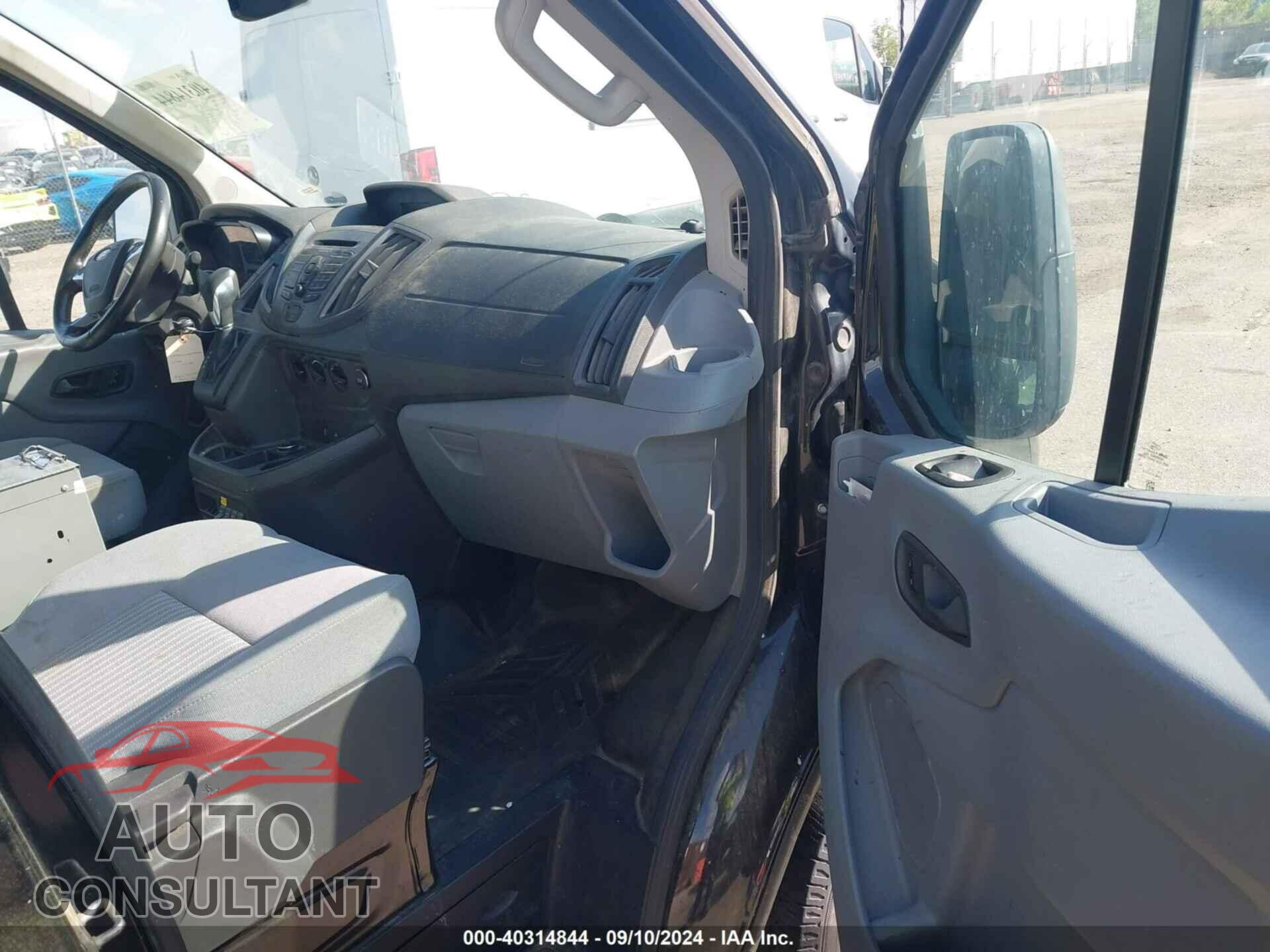 FORD TRANSIT-150 2016 - 1FTYE1YM4GKB56669