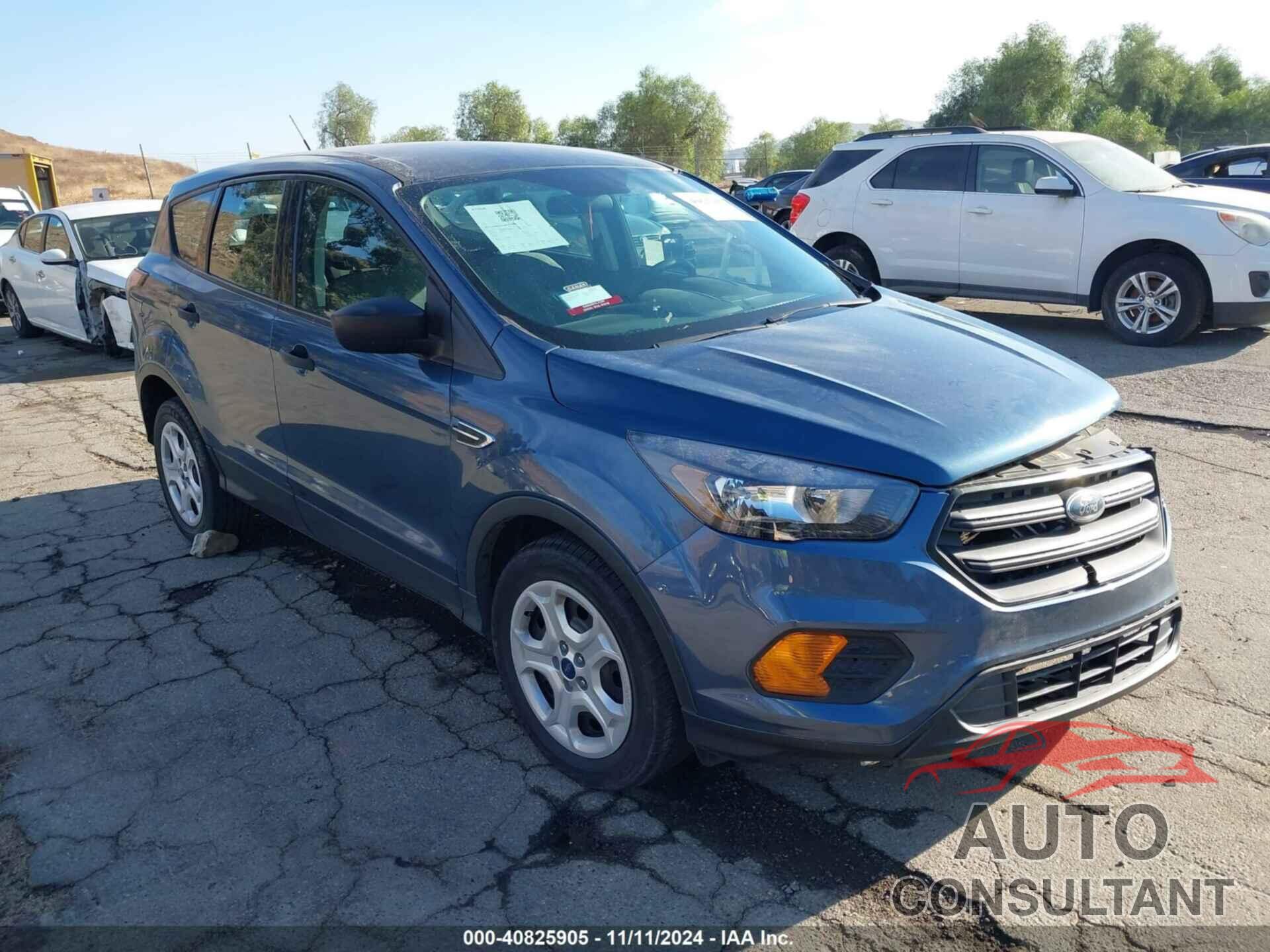 FORD ESCAPE 2018 - 1FMCU0F75JUA86305