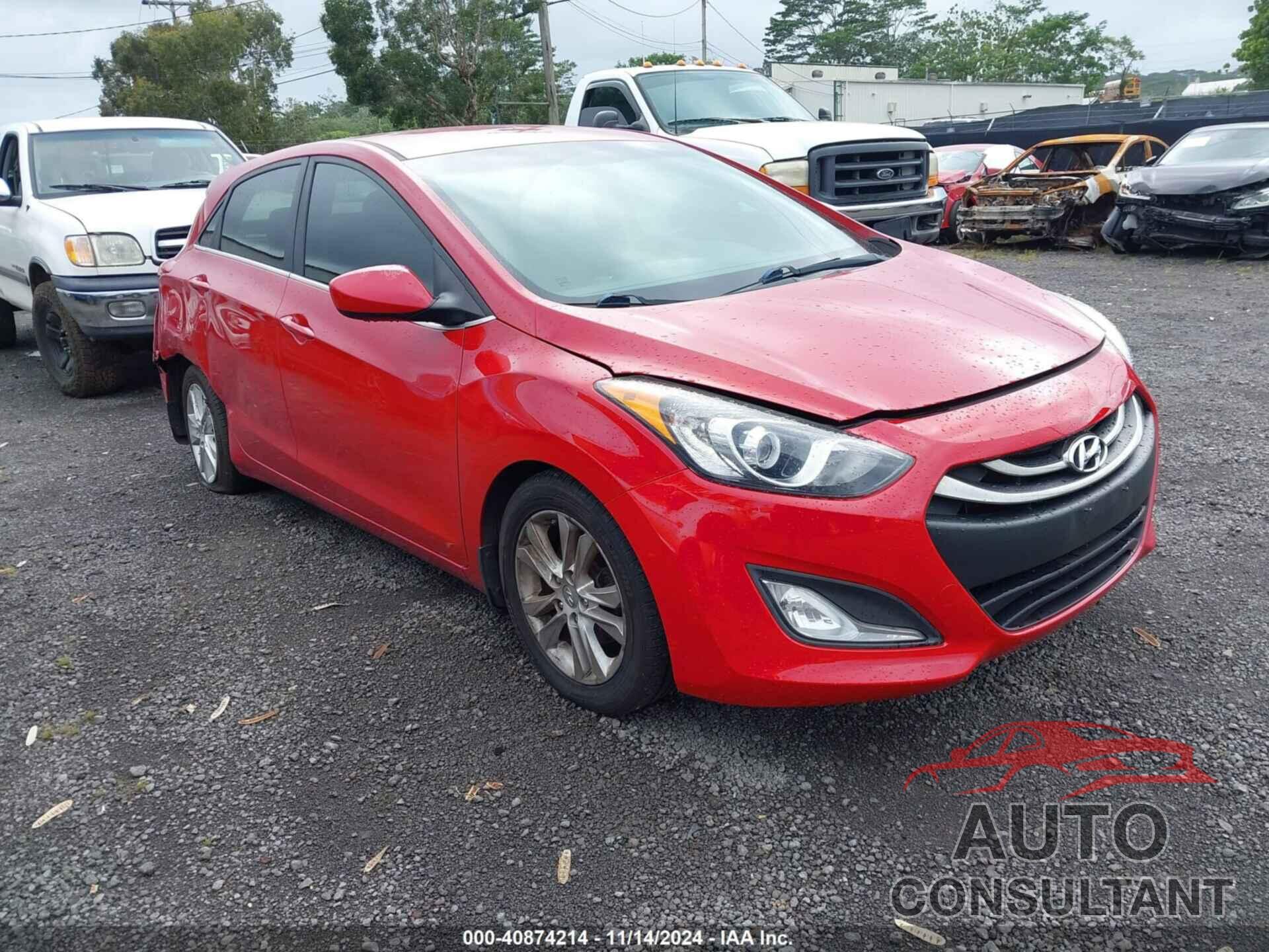 HYUNDAI ELANTRA GT 2013 - KMHD35LE4DU111786