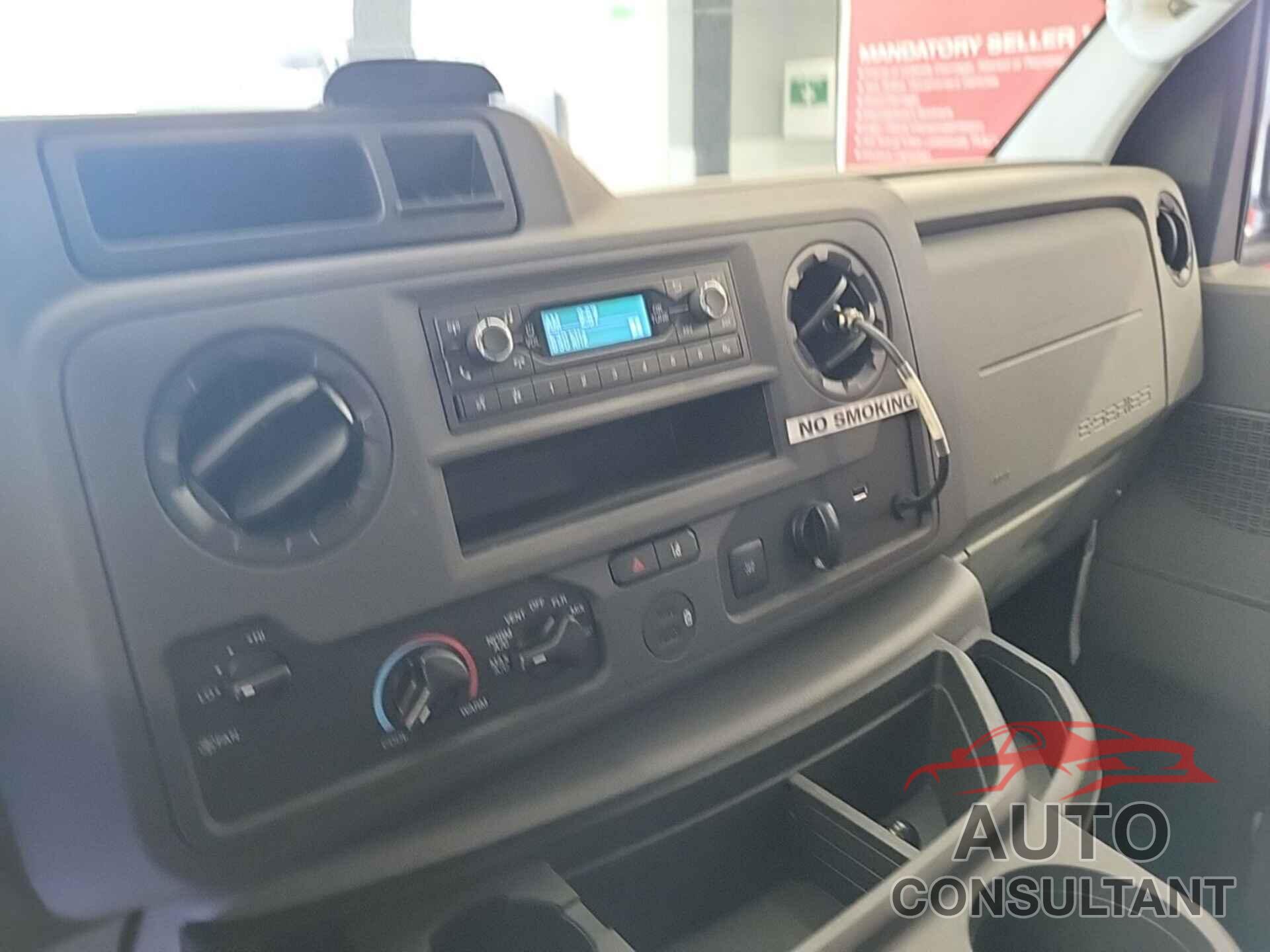 FORD E-450 CUTAWAY 2022 - 1FDXE4FN2NDC31679