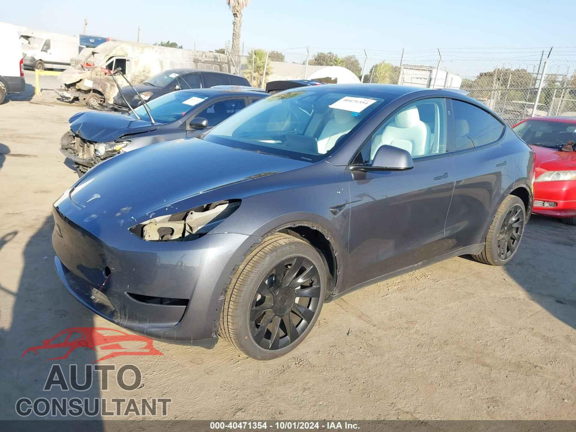 TESLA MODEL Y 2023 - 7SAYGDEE4PF948331