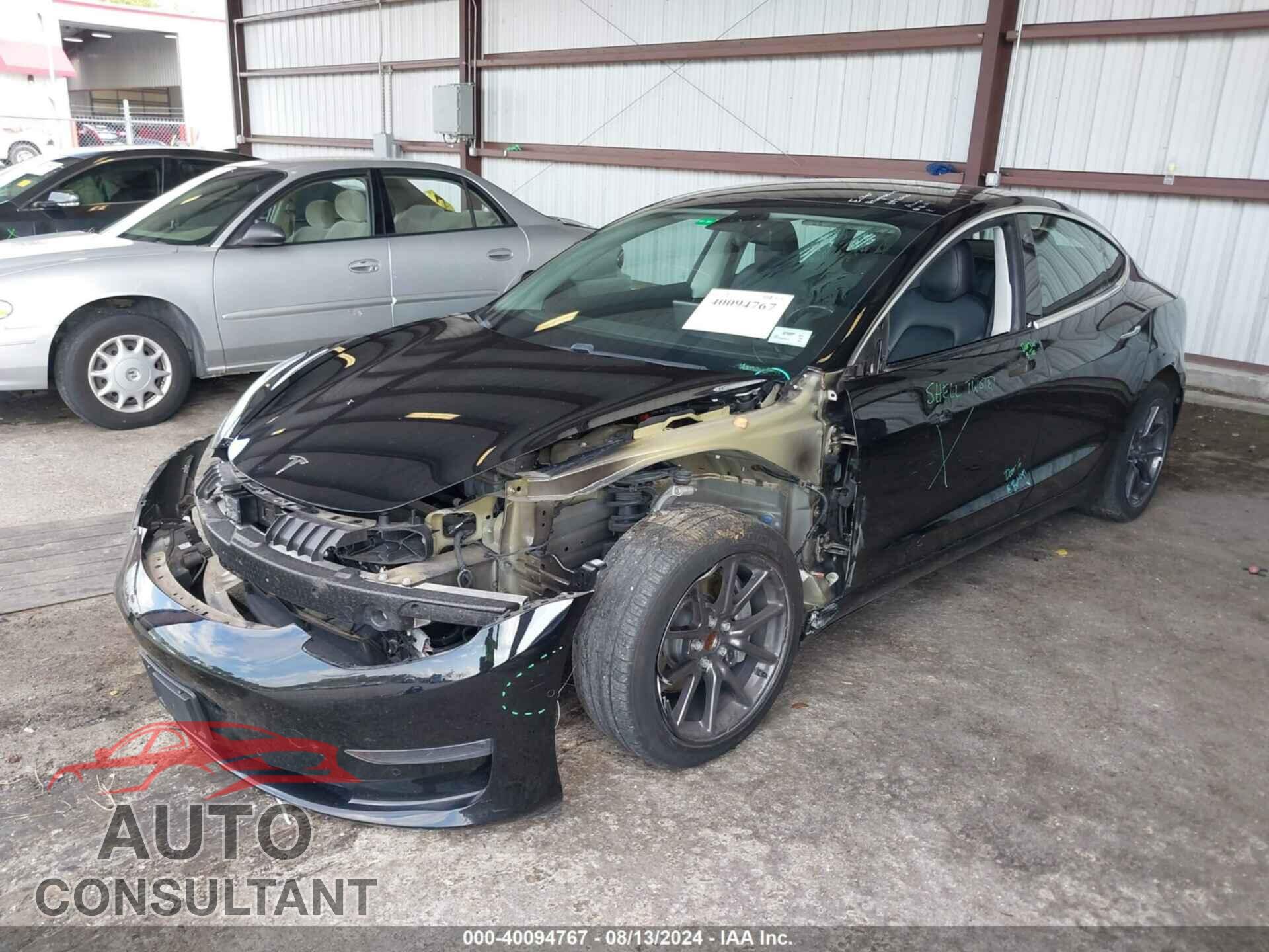 TESLA MODEL 3 2019 - 5YJ3E1EA5KF395142