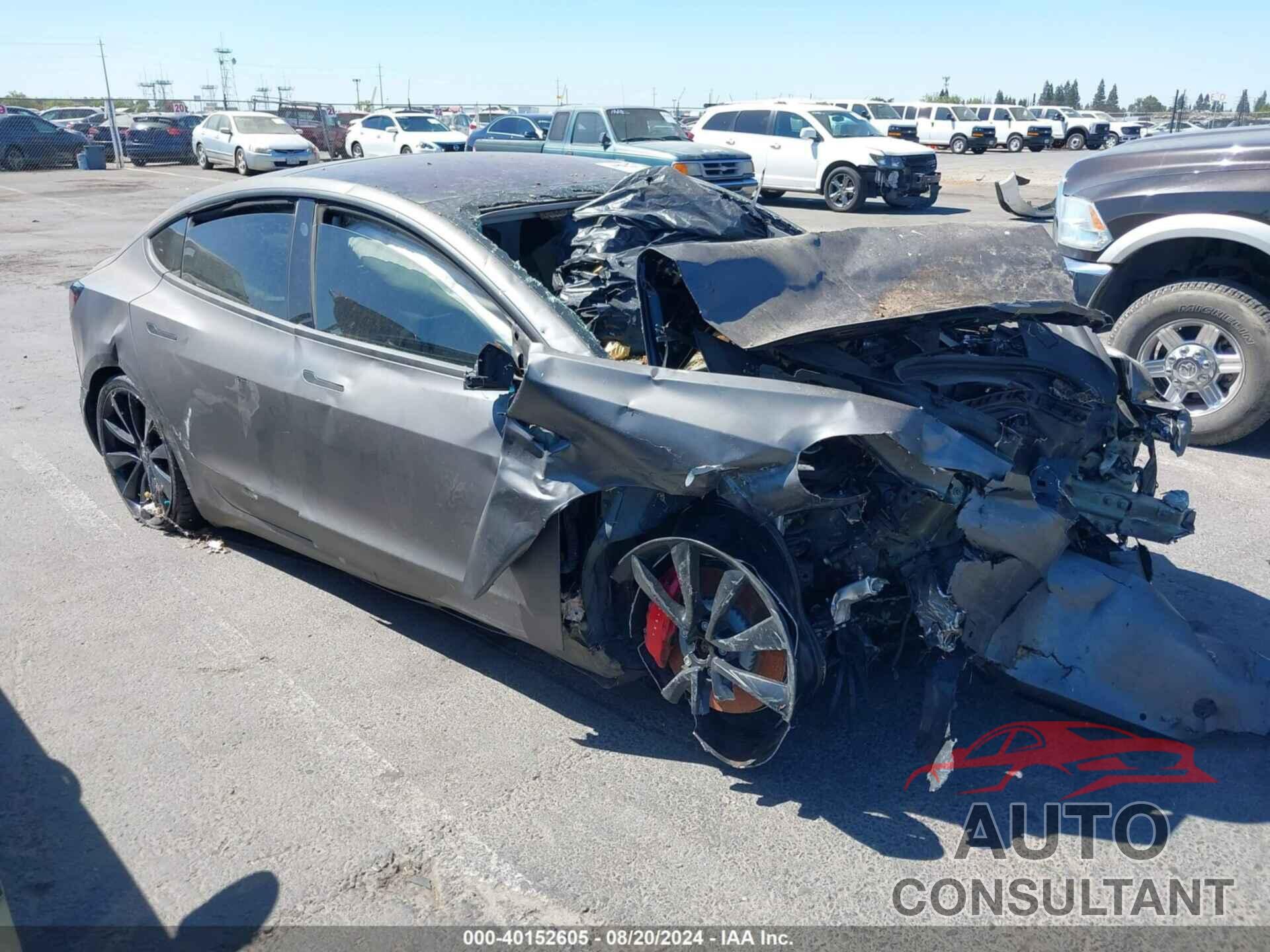 TESLA MODEL 3 2018 - 5YJ3E1EB3JF072456