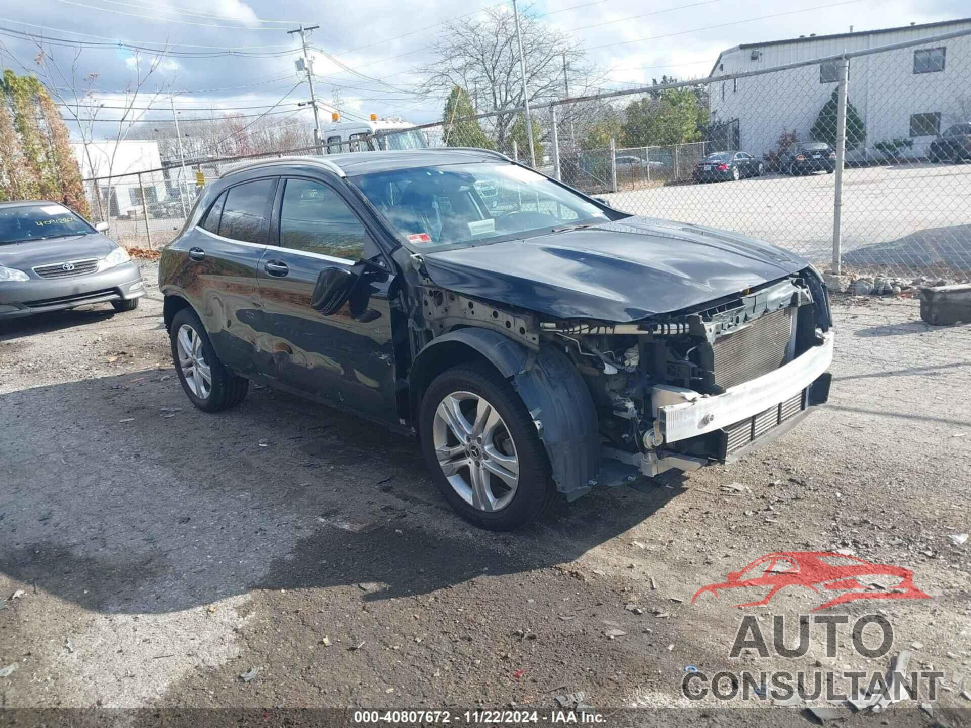 MERCEDES-BENZ GLA 250 2019 - WDCTG4GB5KU011329
