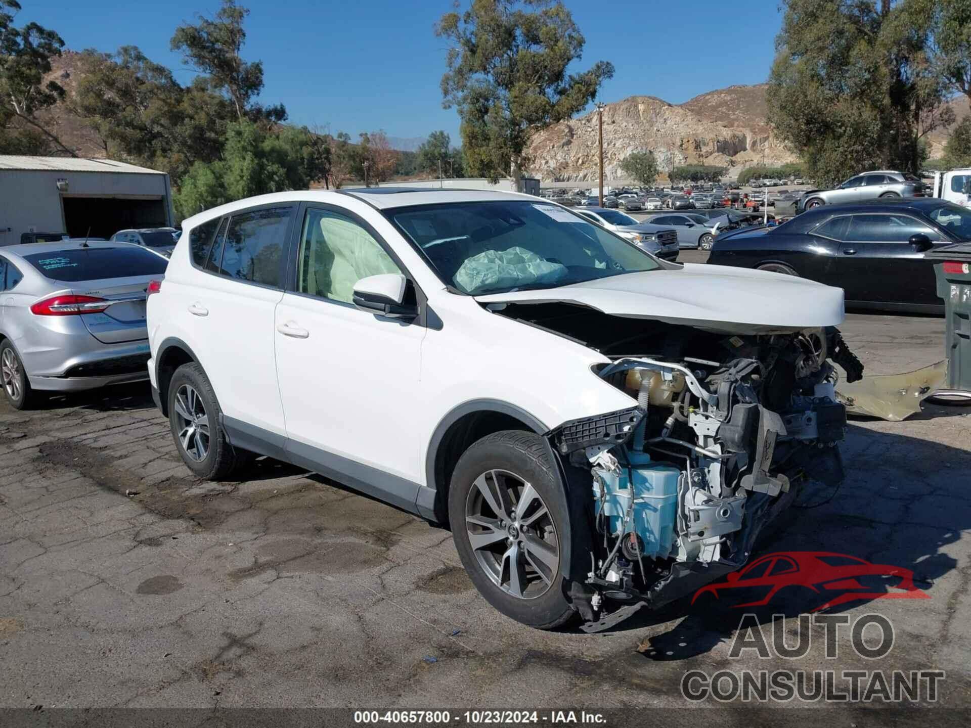 TOYOTA RAV4 2017 - JTMWFREV6HJ718272