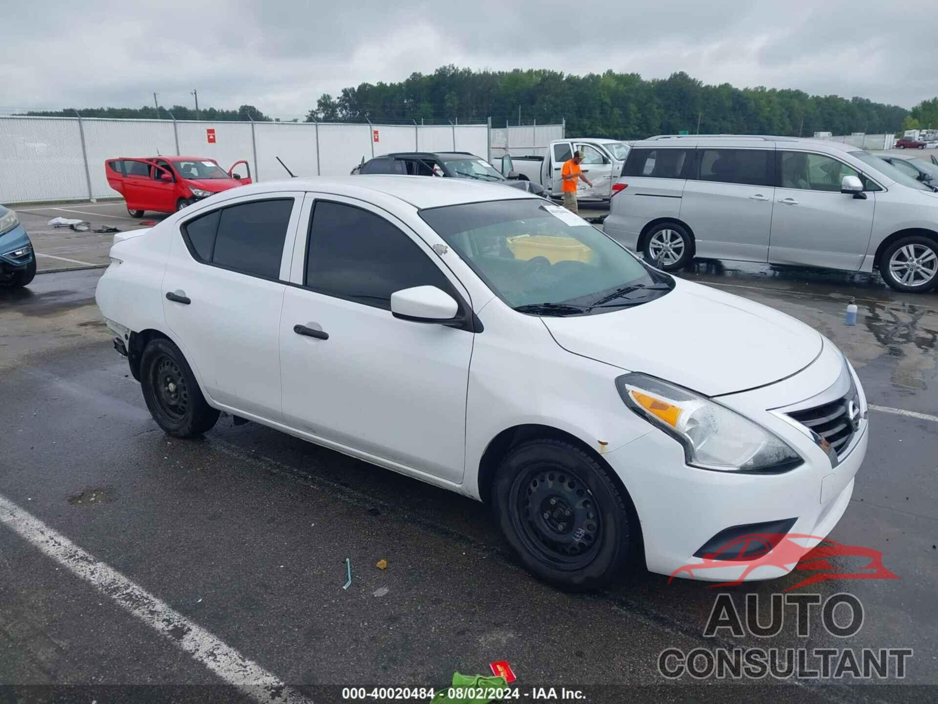 NISSAN VERSA 2017 - 3N1CN7AP8HL845876