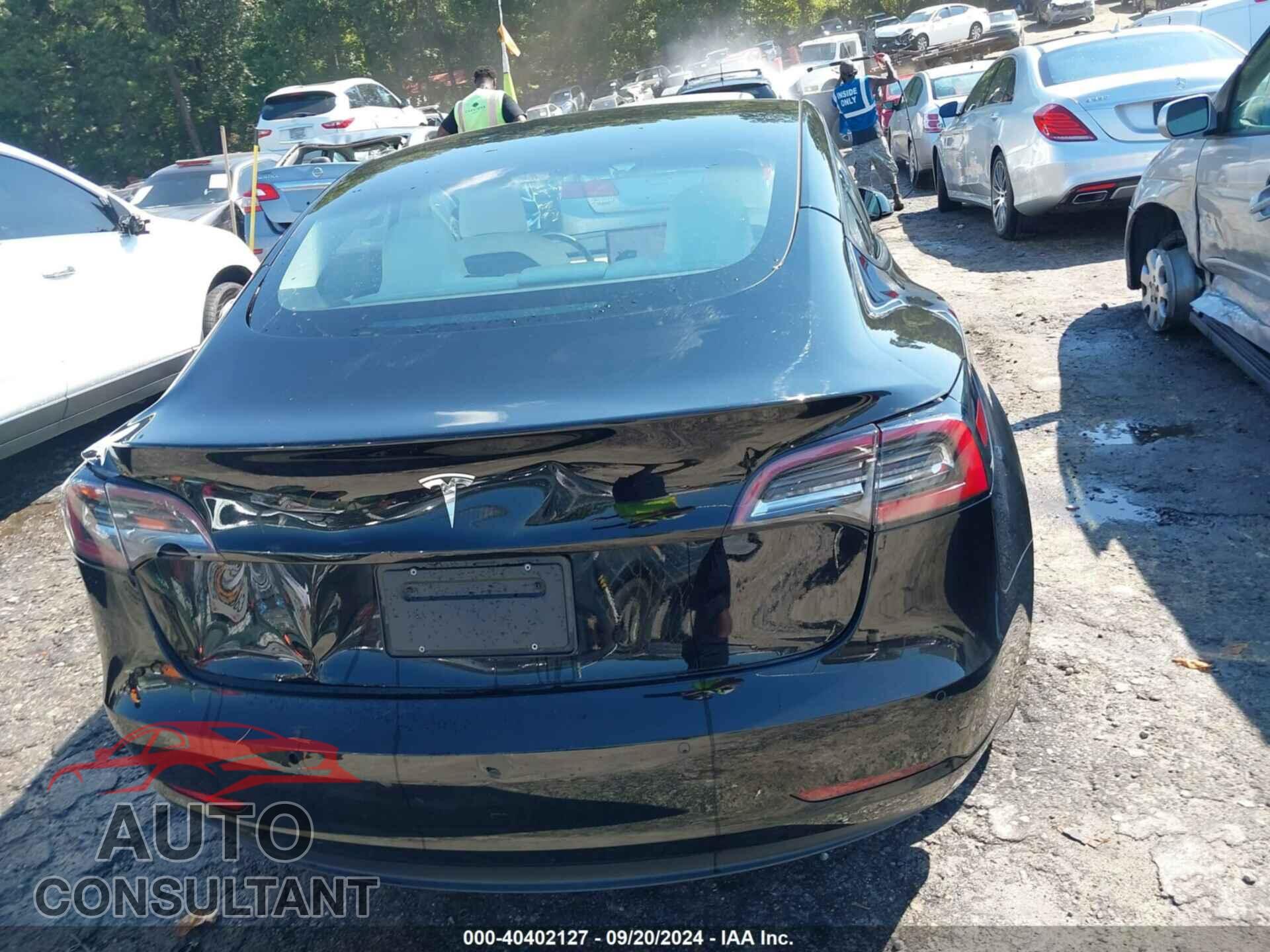 TESLA MODEL 3 2021 - 5YJ3E1EA7MF084492