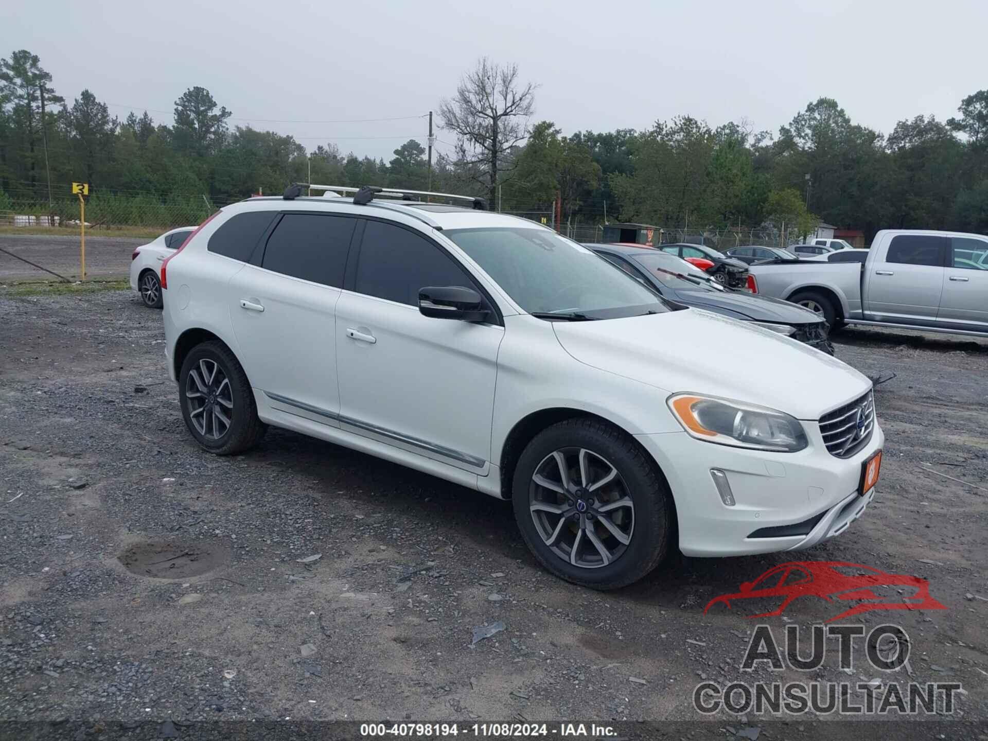 VOLVO XC60 2017 - YV449MRR3H2017484