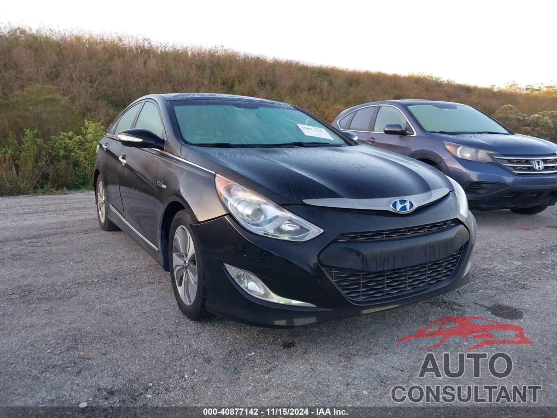 HYUNDAI SONATA HYBRID 2015 - KMHEC4A4XFA130467