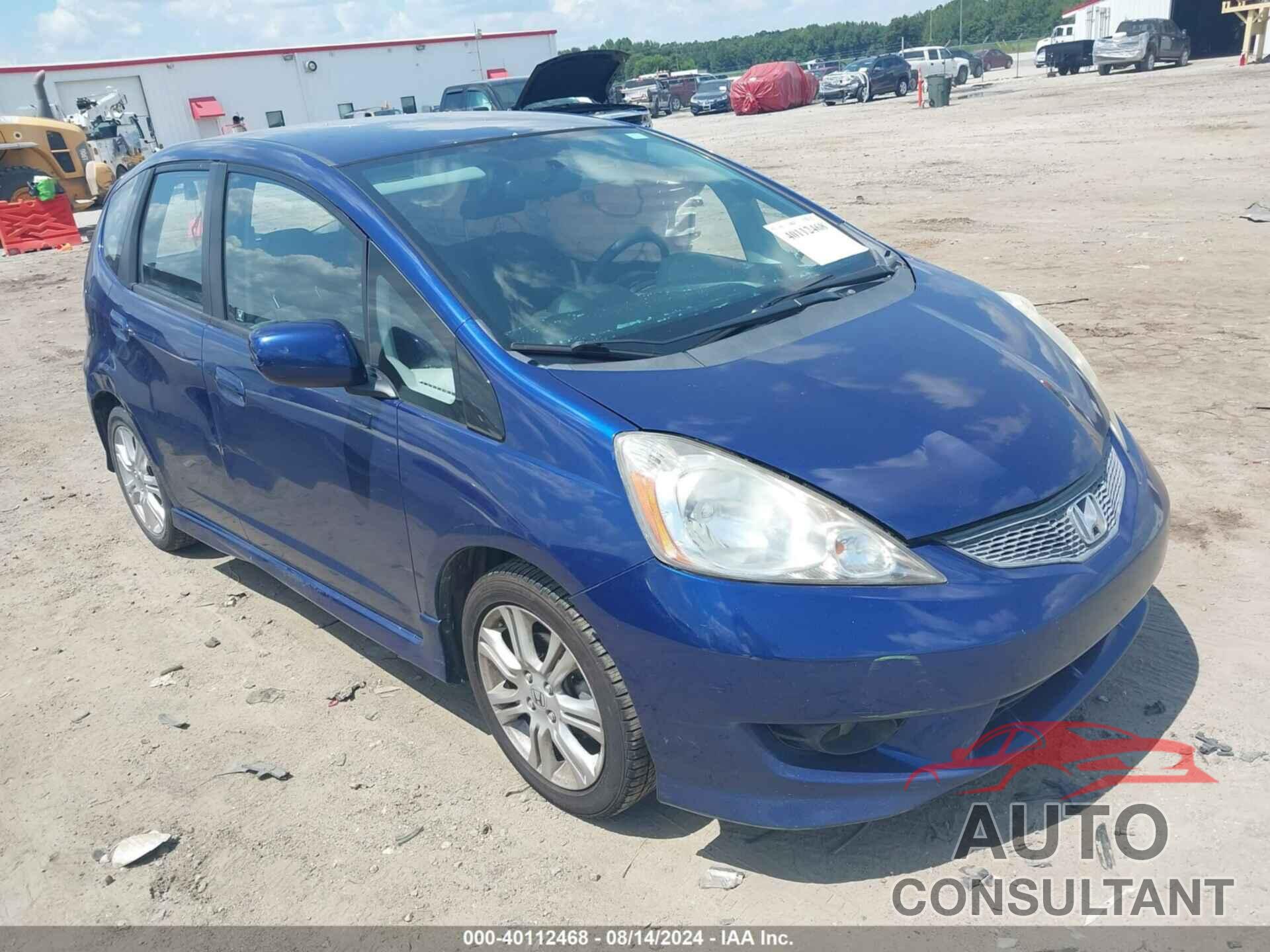 HONDA FIT 2011 - JHMGE8H56BC016623