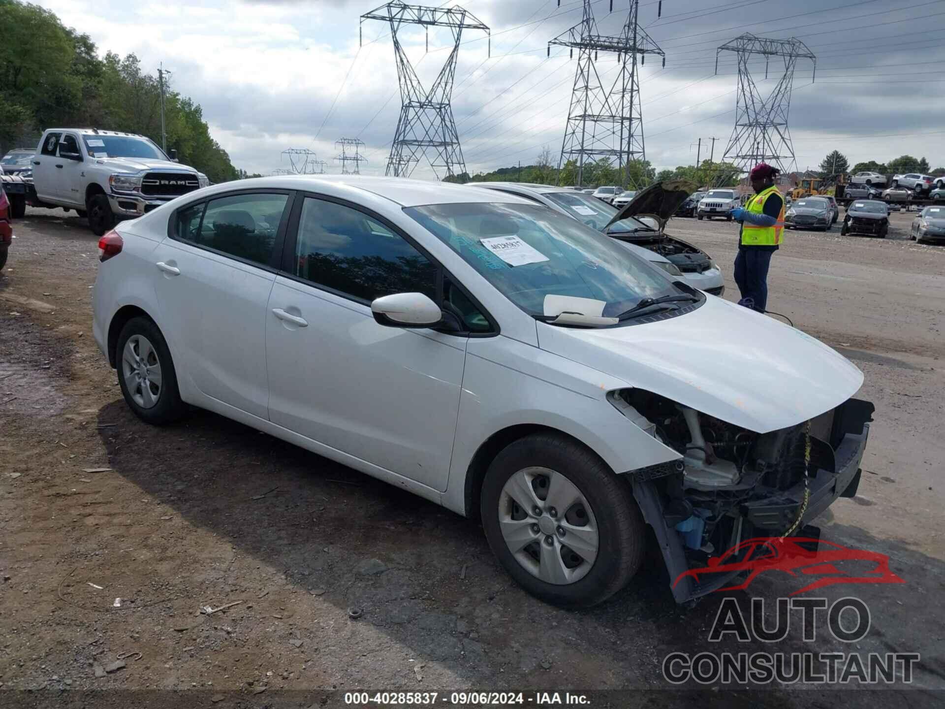 KIA FORTE 2018 - 3KPFL4A7XJE183257