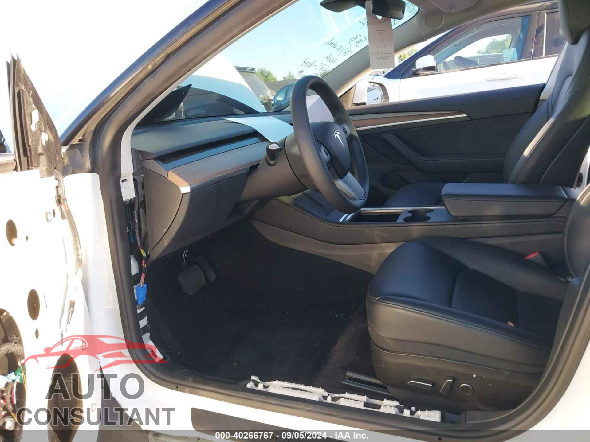 TESLA MODEL 3 2023 - 5YJ3E1EA9PF584710