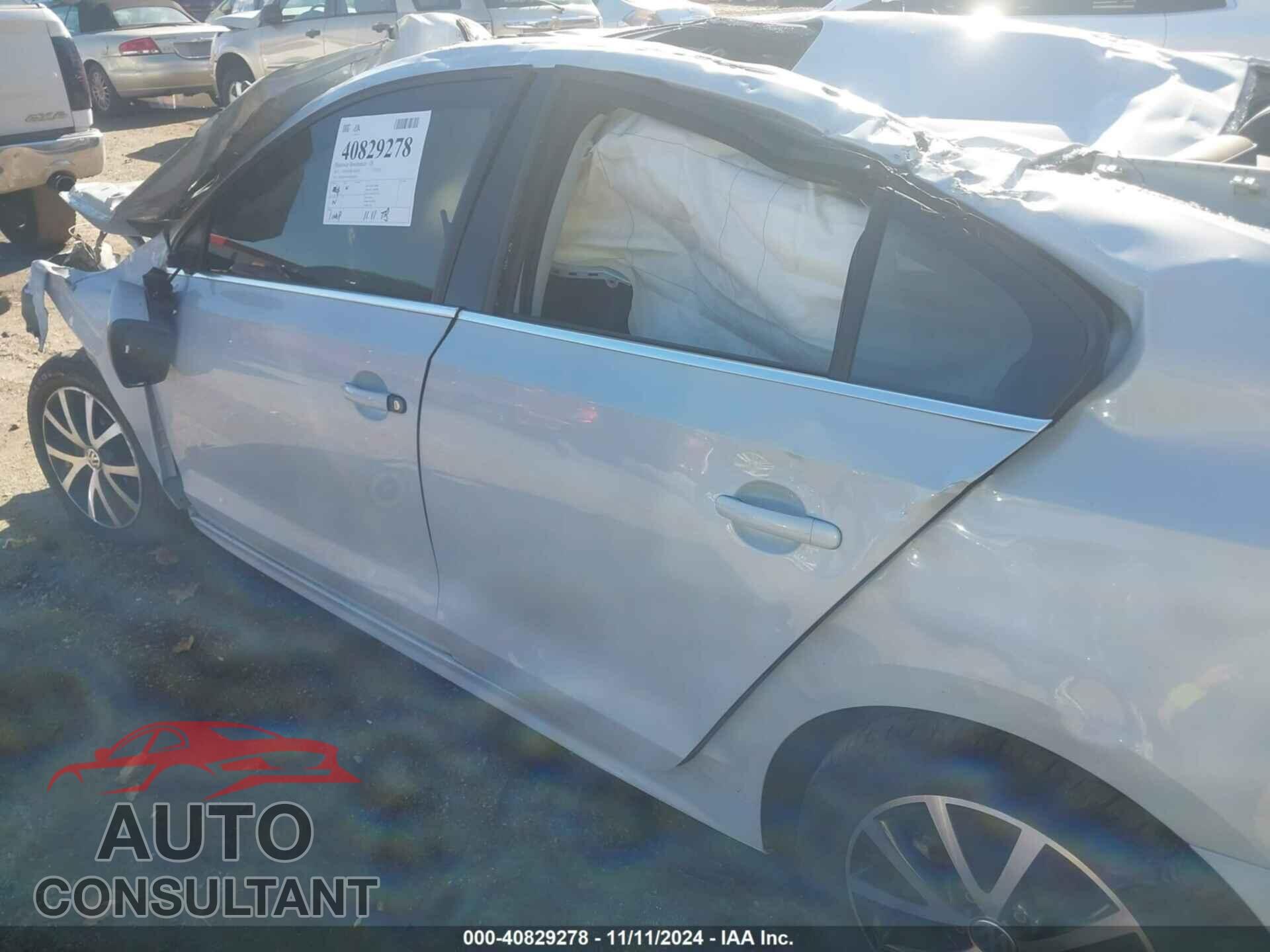 VOLKSWAGEN JETTA 2017 - 3VWDB7AJ9HM295018