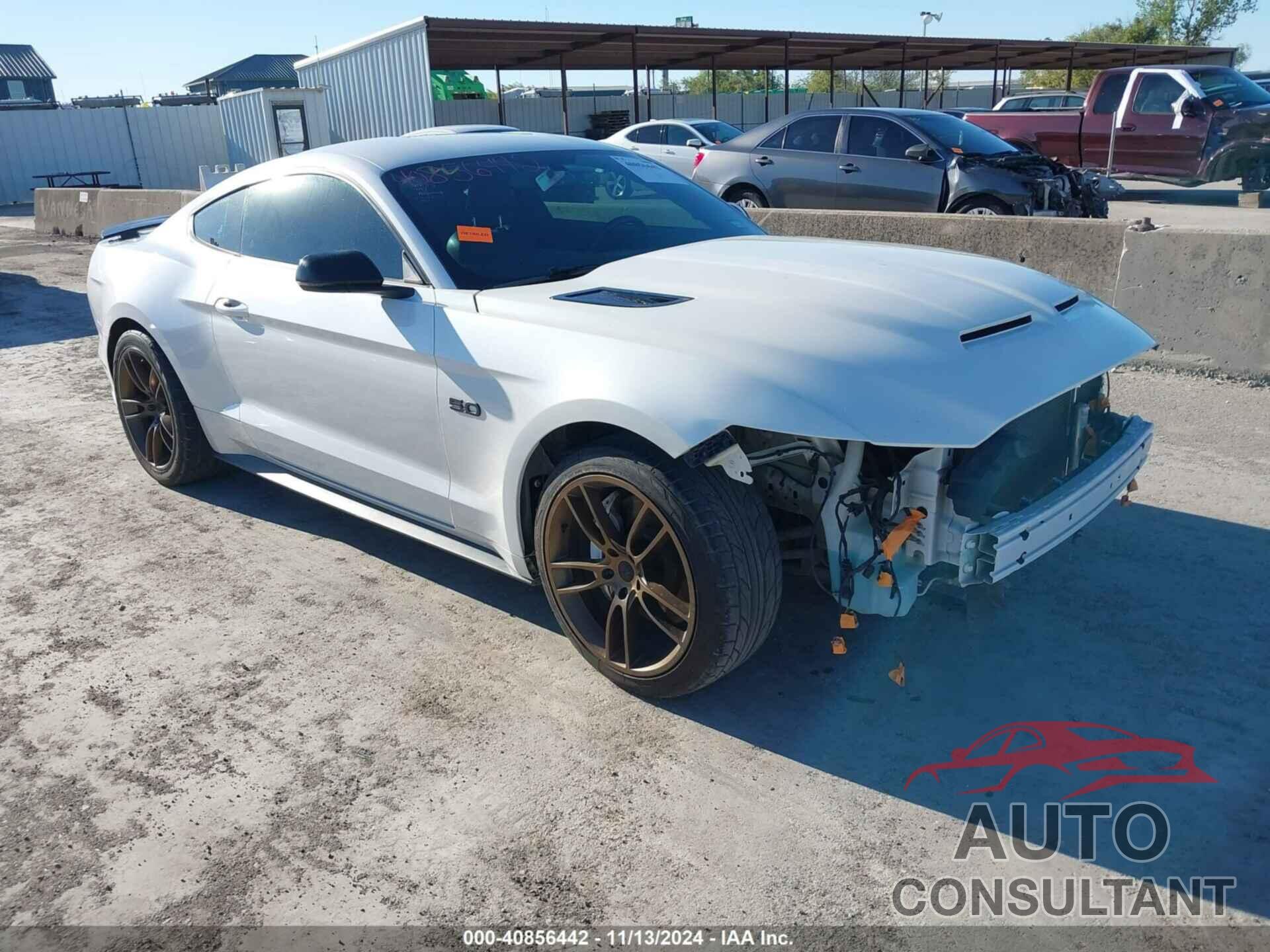 FORD MUSTANG 2017 - 1FA6P8CF7H5276832