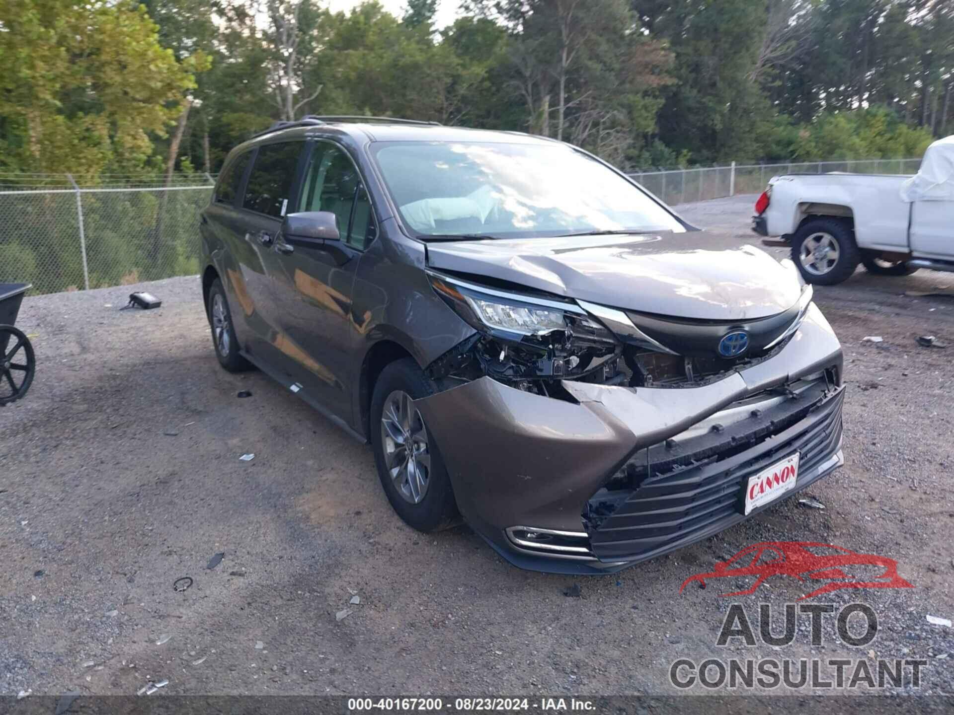 TOYOTA SIENNA 2023 - 5TDYRKEC9PS156813