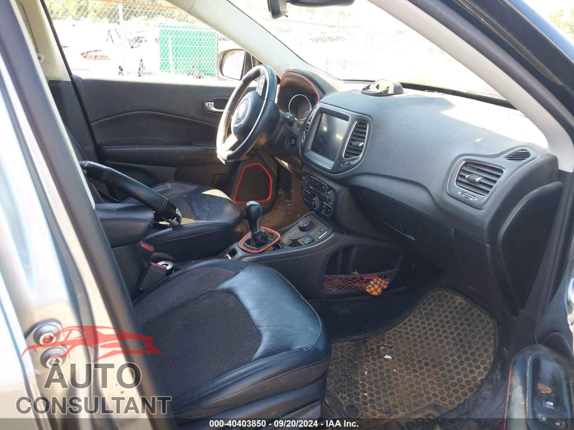 JEEP COMPASS 2019 - 3C4NJDDB1KT668918