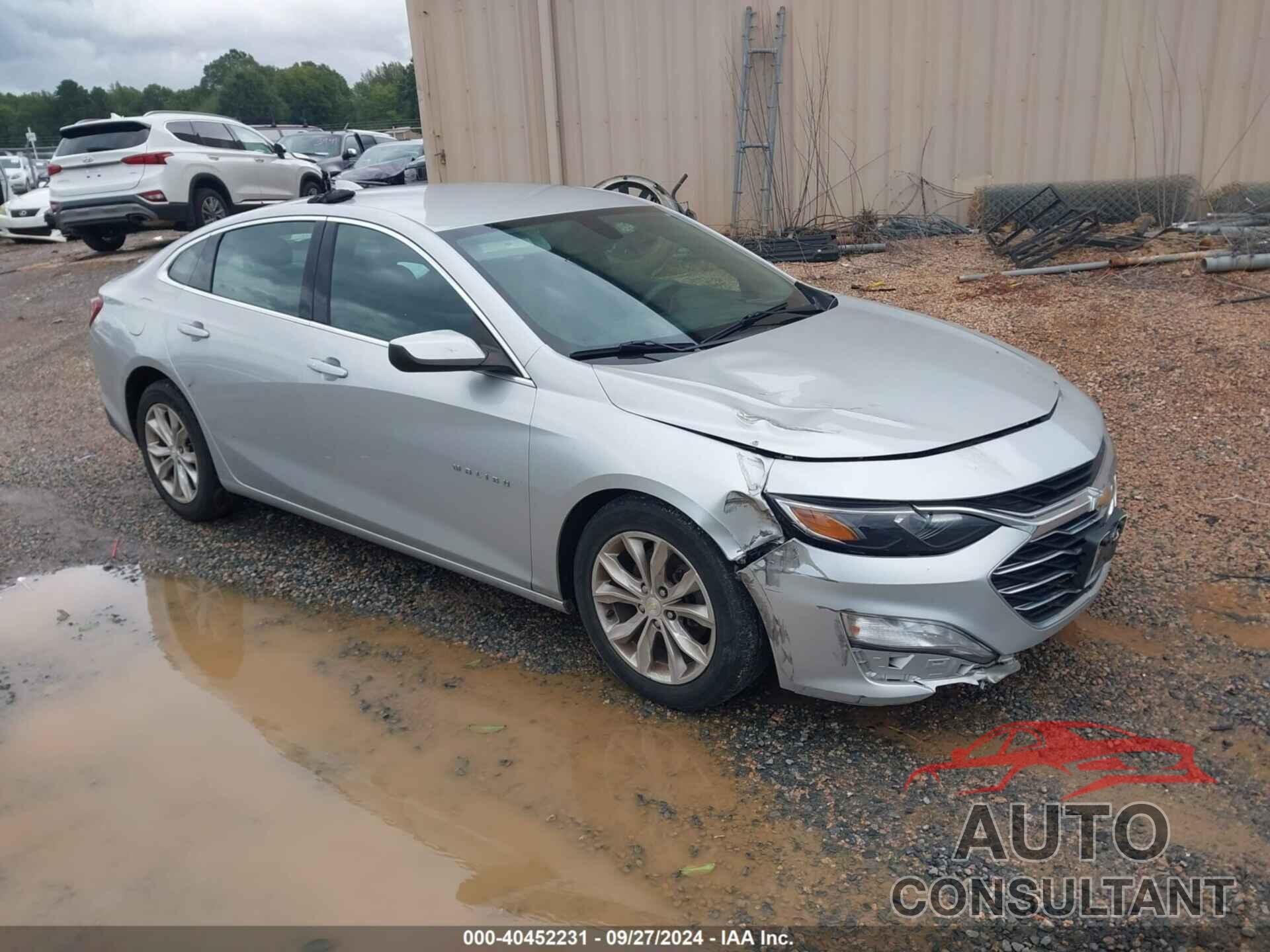 CHEVROLET MALIBU 2020 - 1G1ZD5STXLF000274