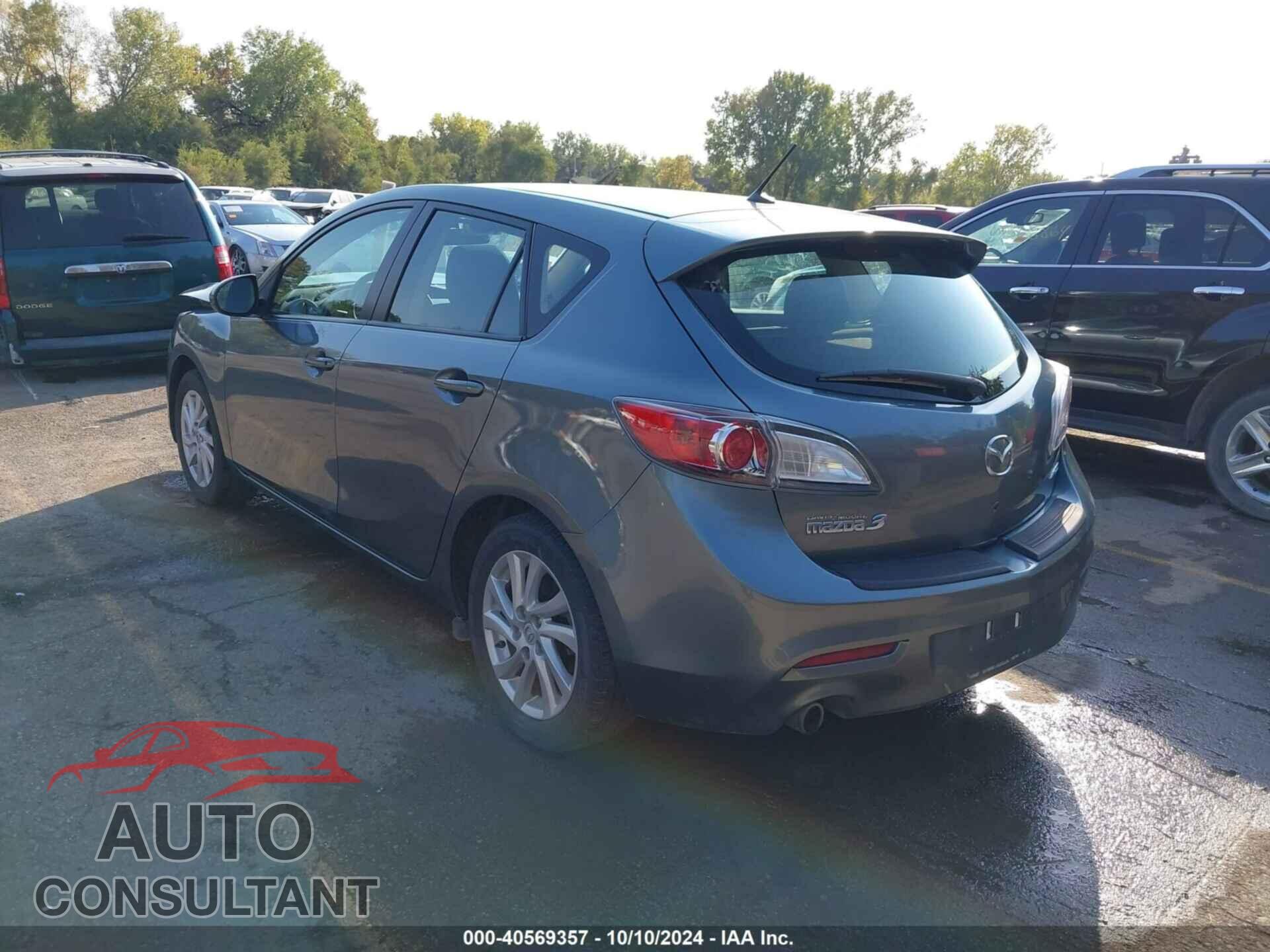 MAZDA MAZDA3 2012 - JM1BL1M77C1663755