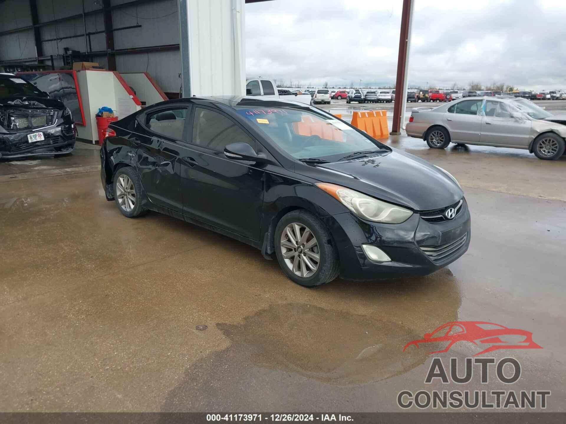 HYUNDAI ELANTRA 2013 - KMHDH4AE4DU565390