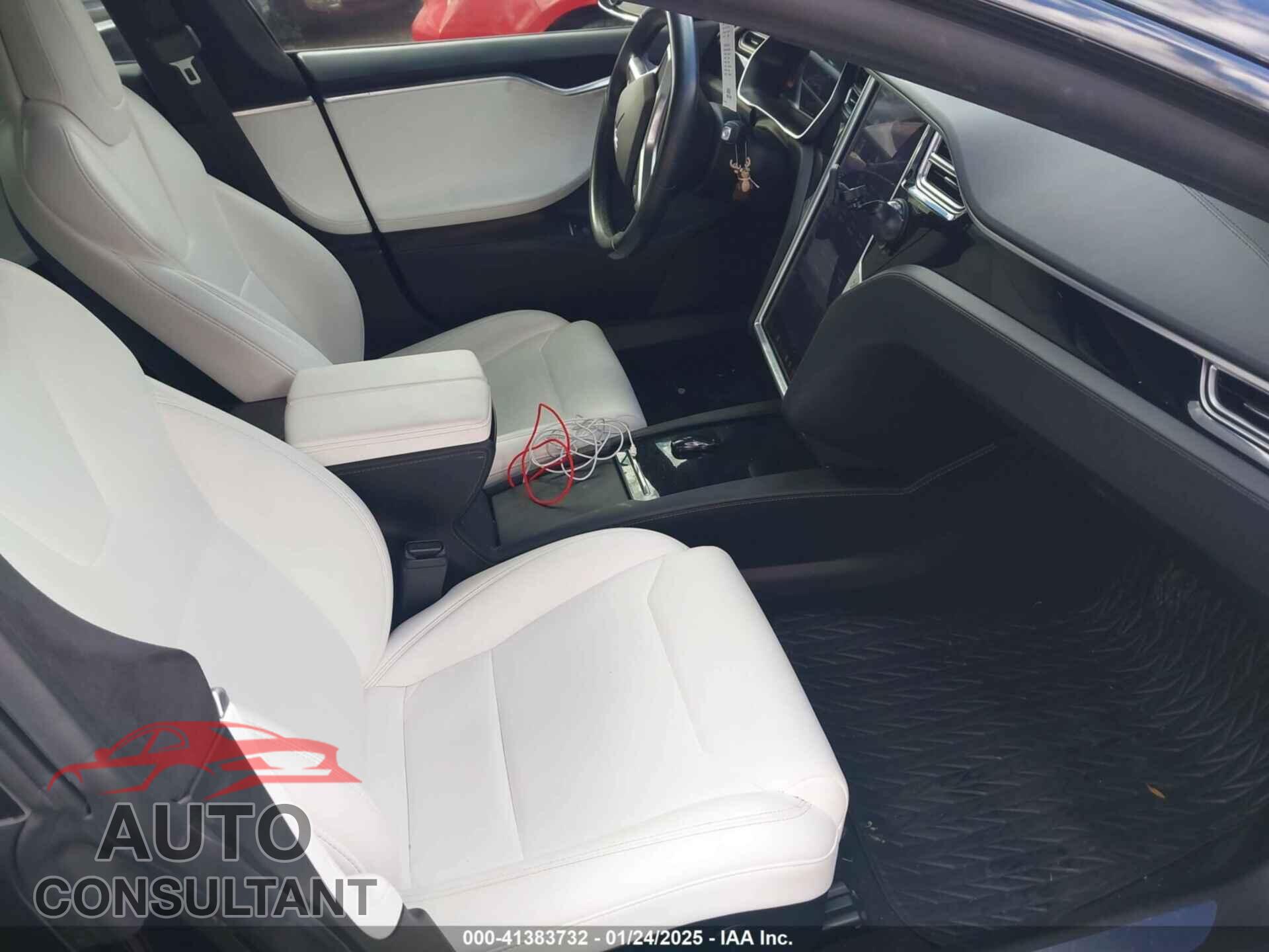 TESLA MODEL S 2017 - 5YJSA1E25HF230507