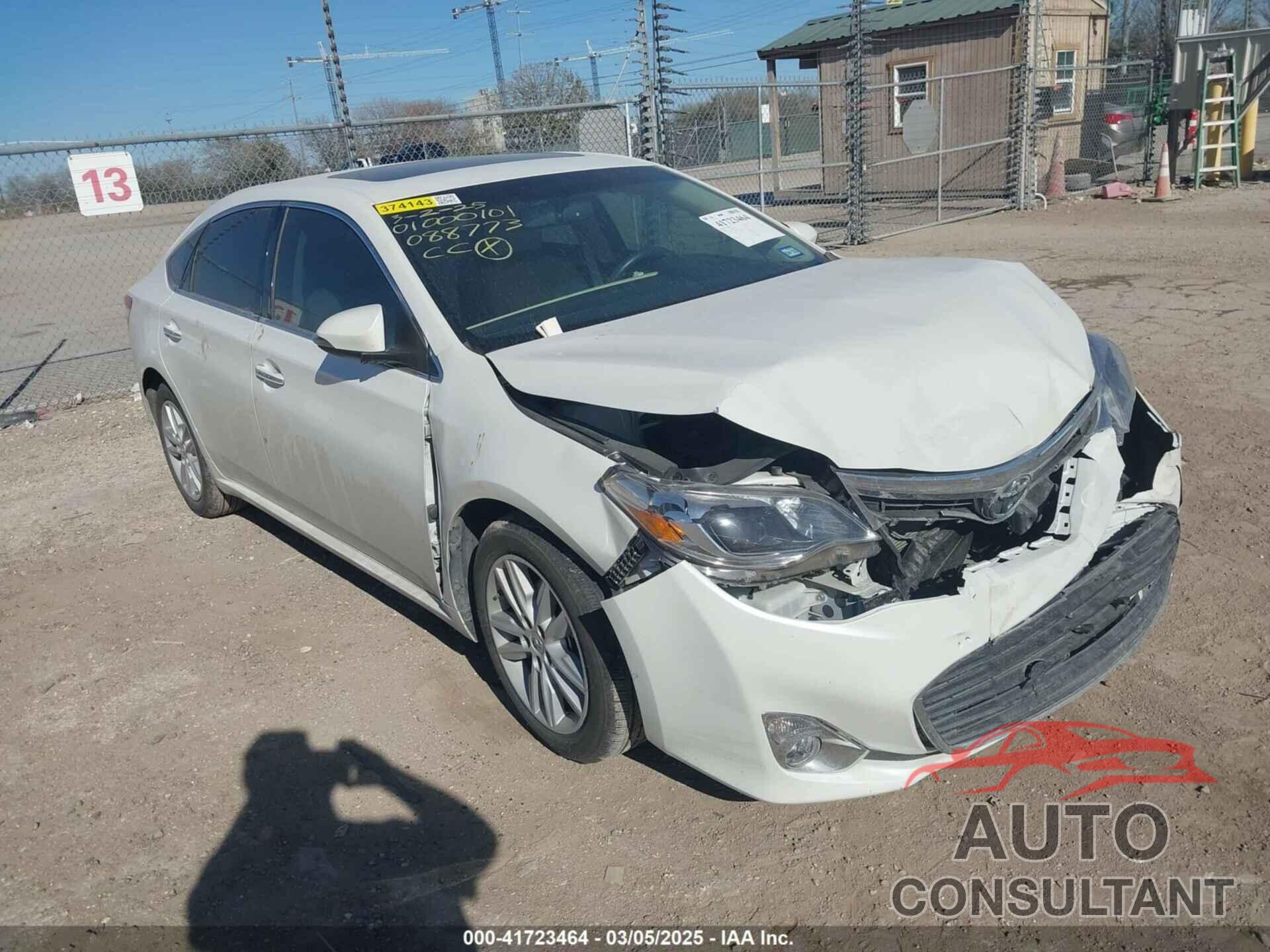 TOYOTA AVALON 2014 - 4T1BK1EB0EU088773