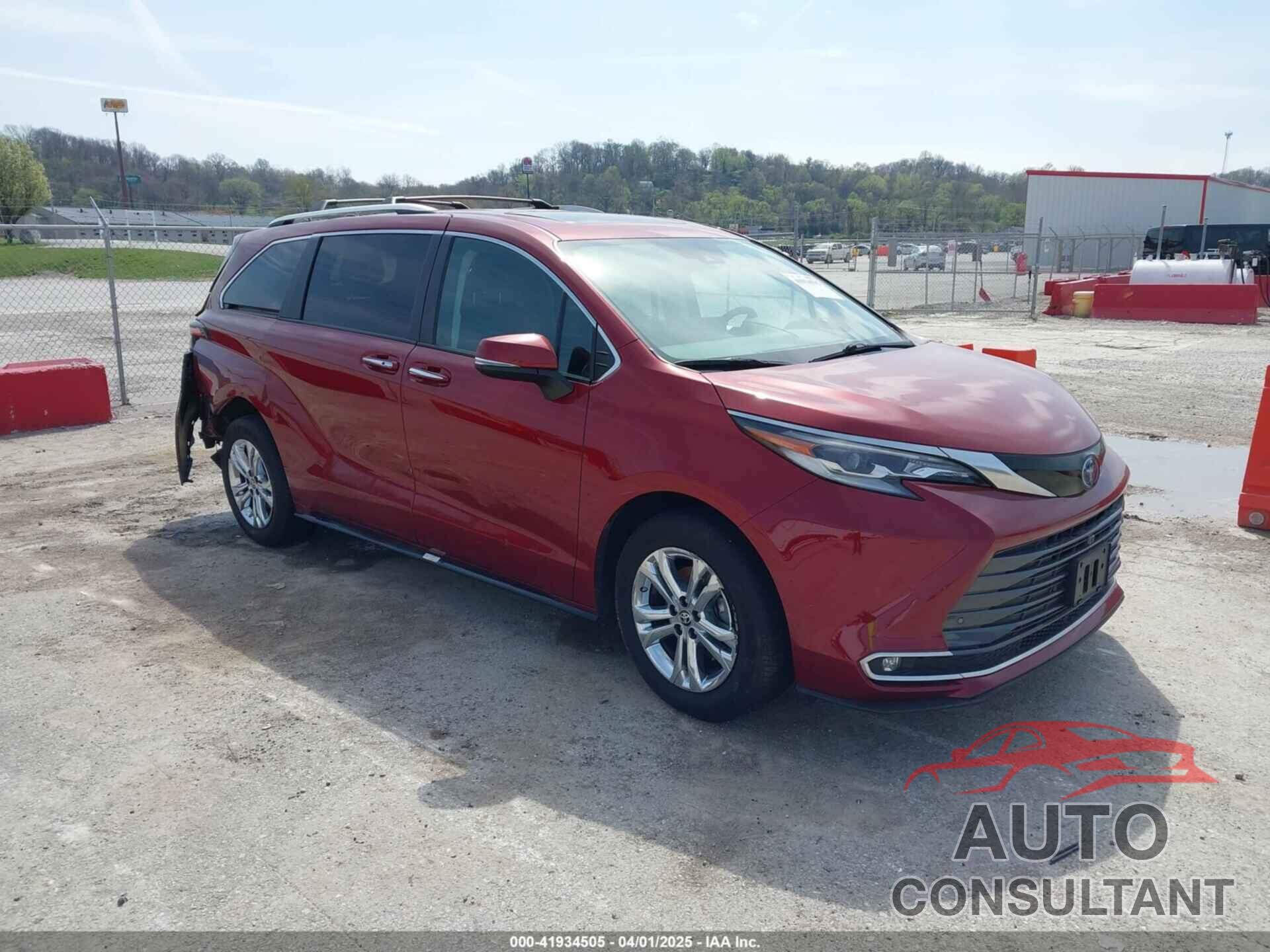 TOYOTA SIENNA 2023 - 5TDESKFC9PS078927
