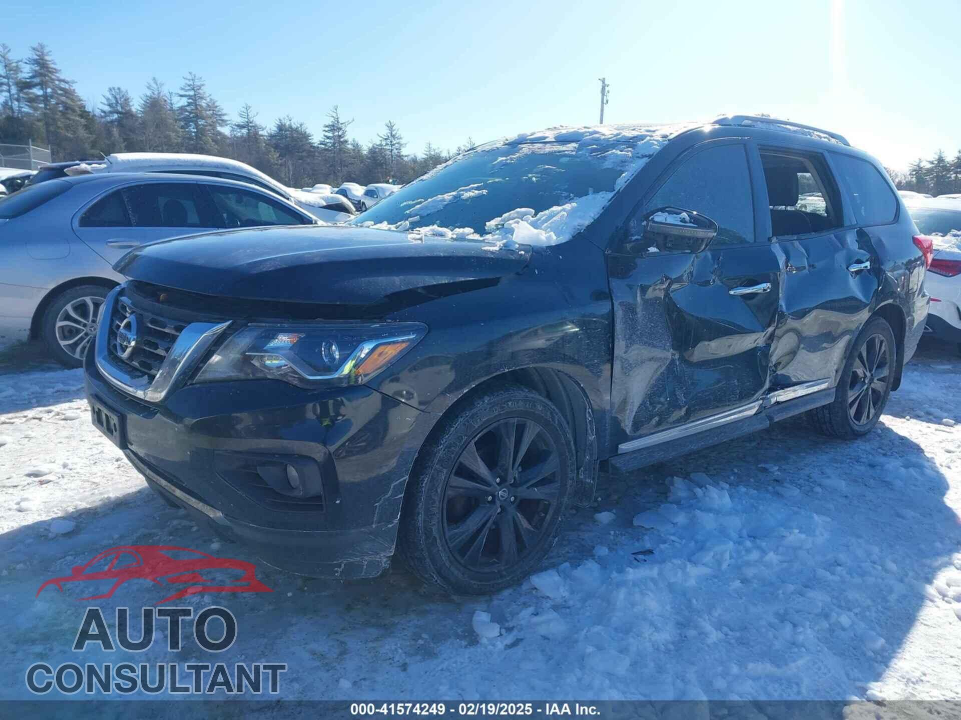 NISSAN PATHFINDER 2017 - 5N1DR2MM5HC679687