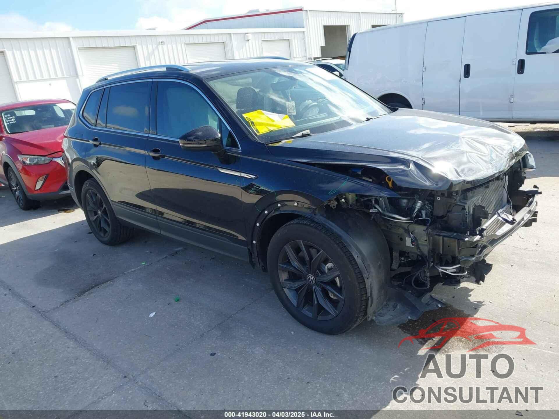 VOLKSWAGEN TIGUAN 2023 - 3VV3B7AX9PM062632