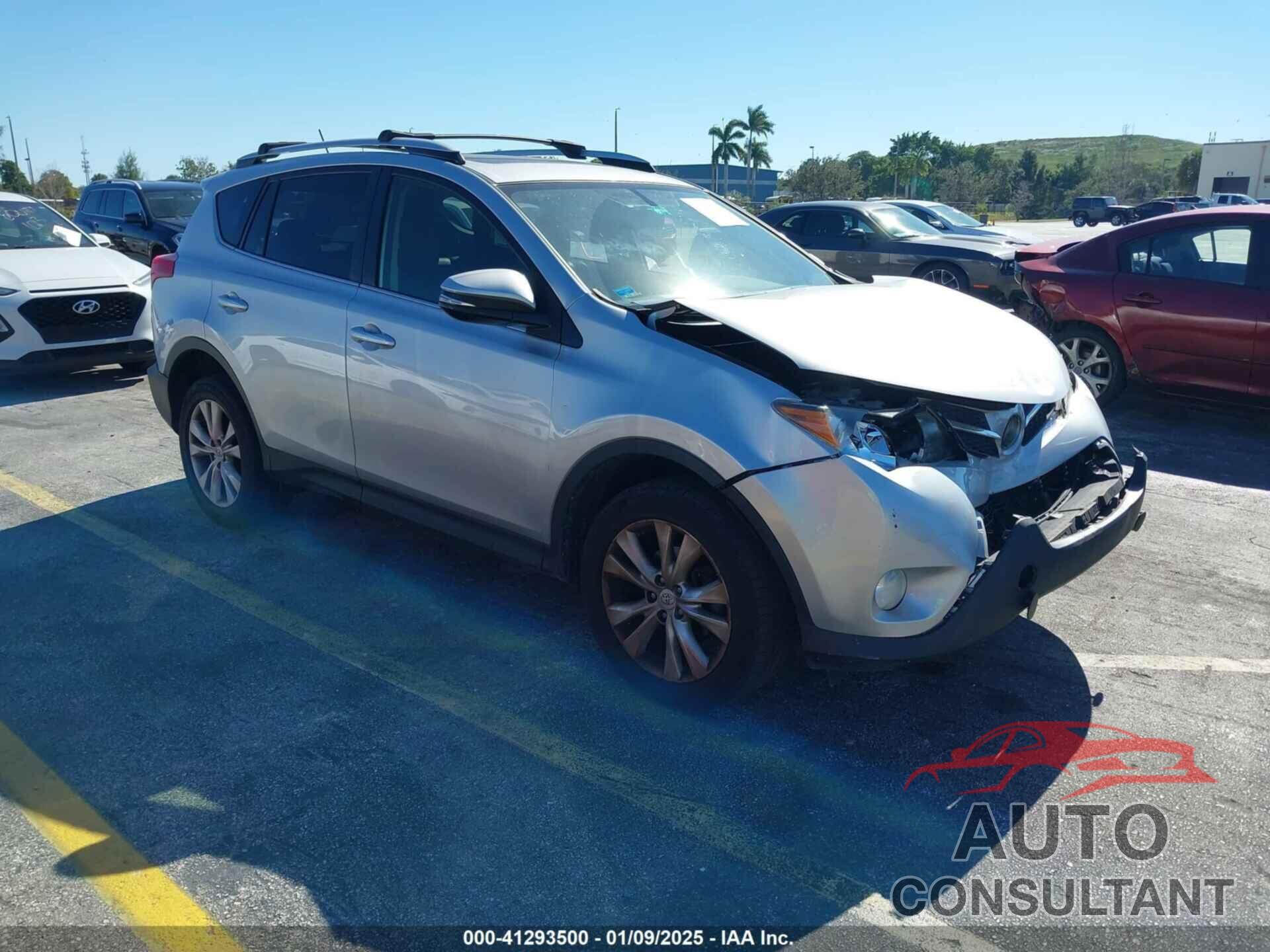 TOYOTA RAV4 2015 - JTMDFREV8FD116122