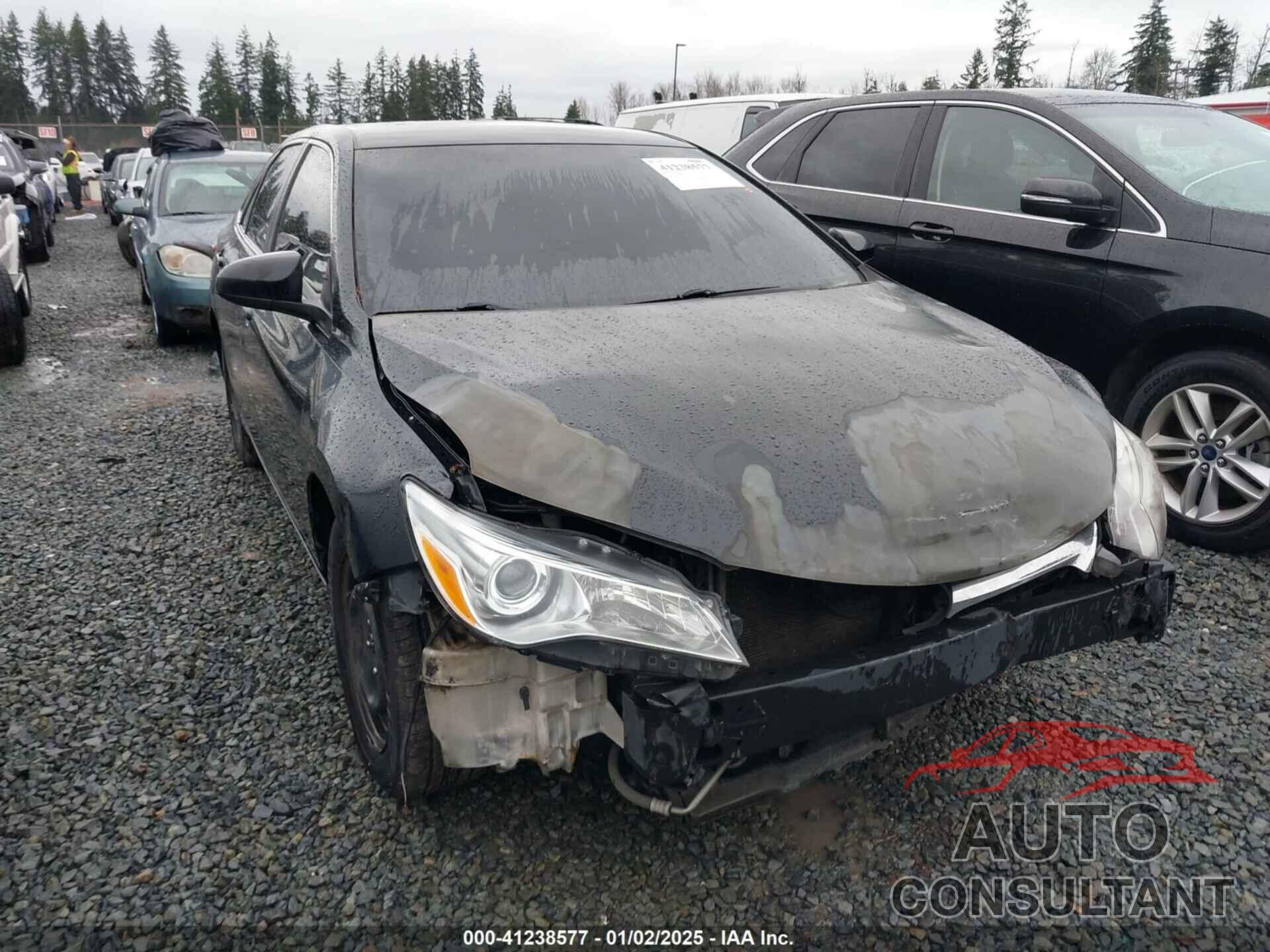 TOYOTA CAMRY 2016 - 4T4BF1FK7GR569552