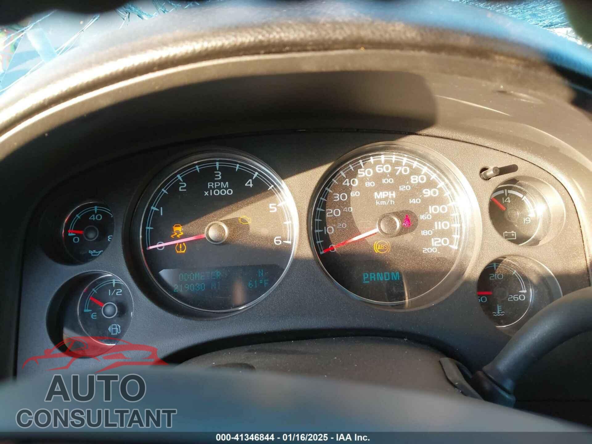 CHEVROLET TAHOE 2012 - 1GNSCAE06CR257511