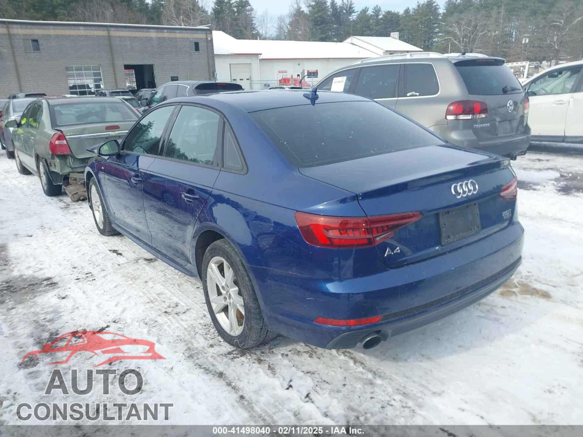 AUDI A4 2018 - WAUDNAF48JN009582