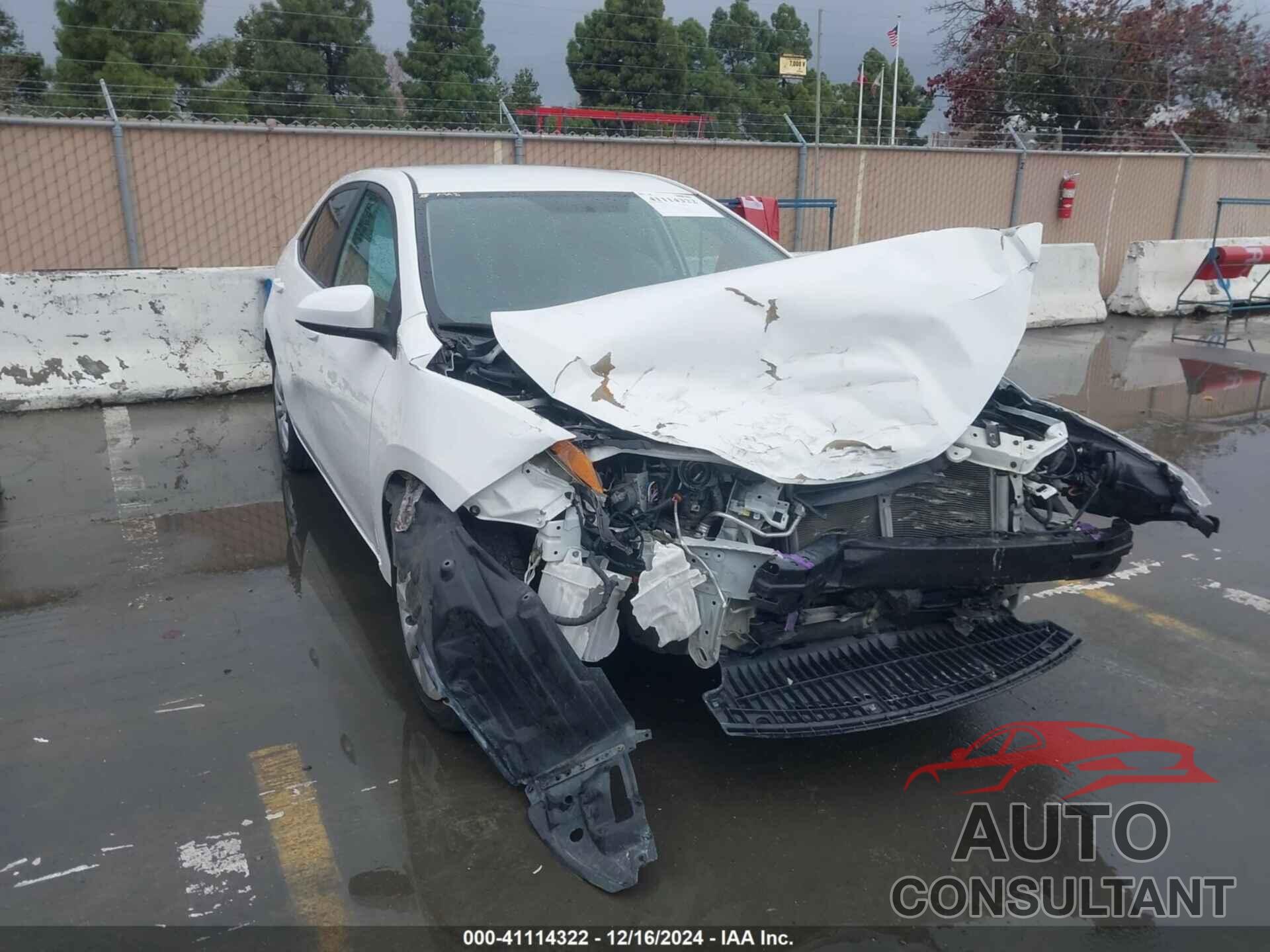 TOYOTA COROLLA 2015 - 5YFBURHE3FP298608