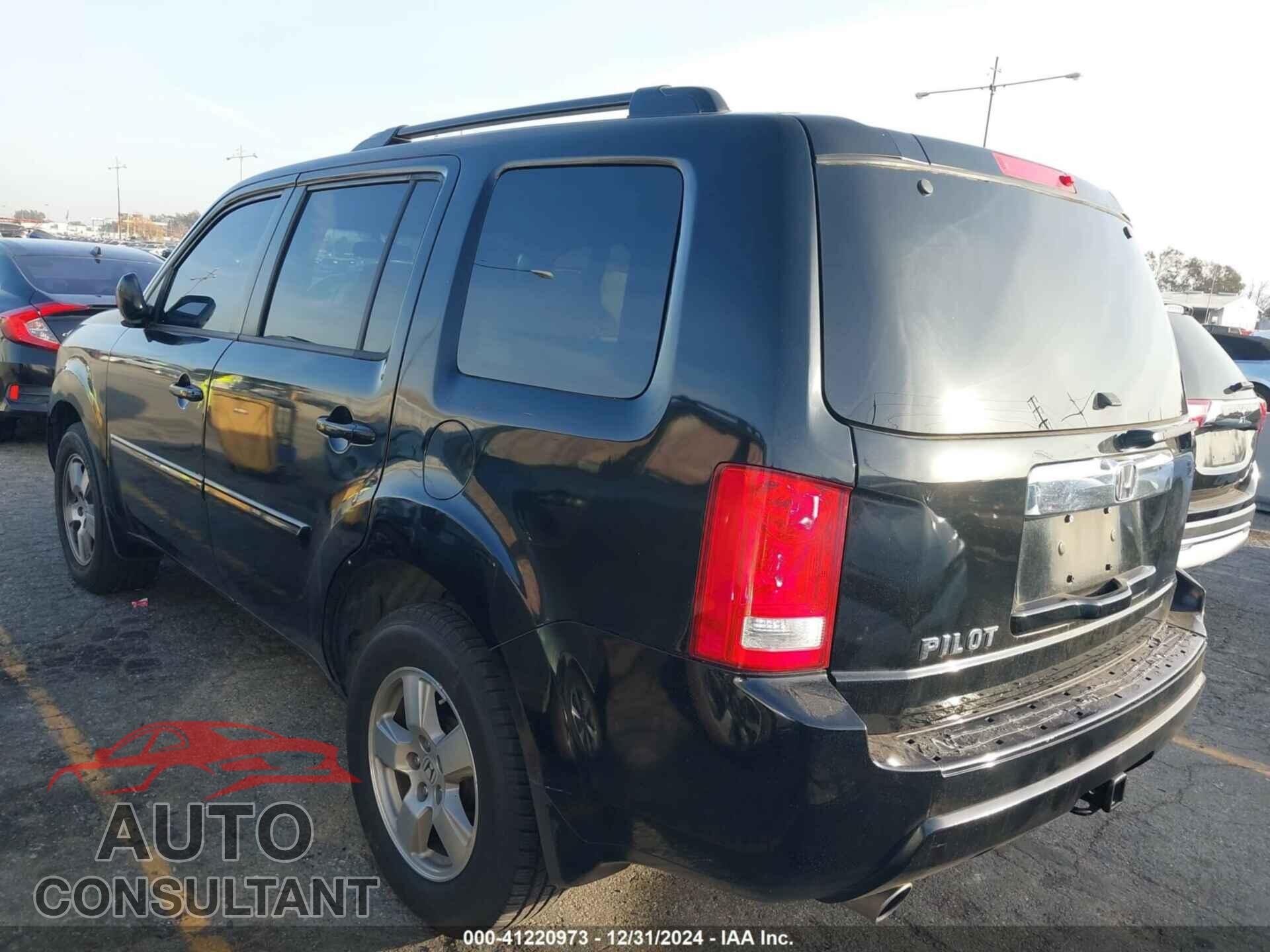 HONDA PILOT 2011 - 5FNYF3H44BB012599