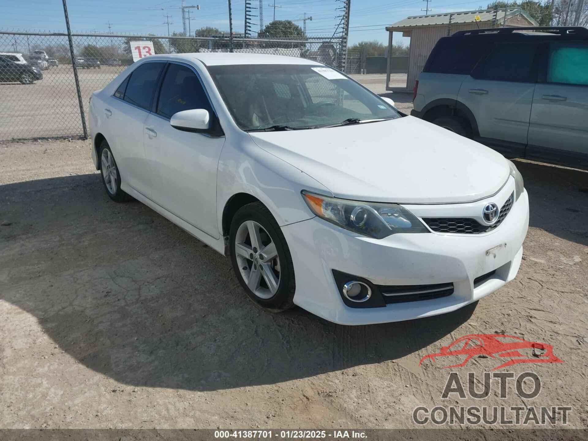 TOYOTA CAMRY 2013 - 4T1BF1FK4DU674801