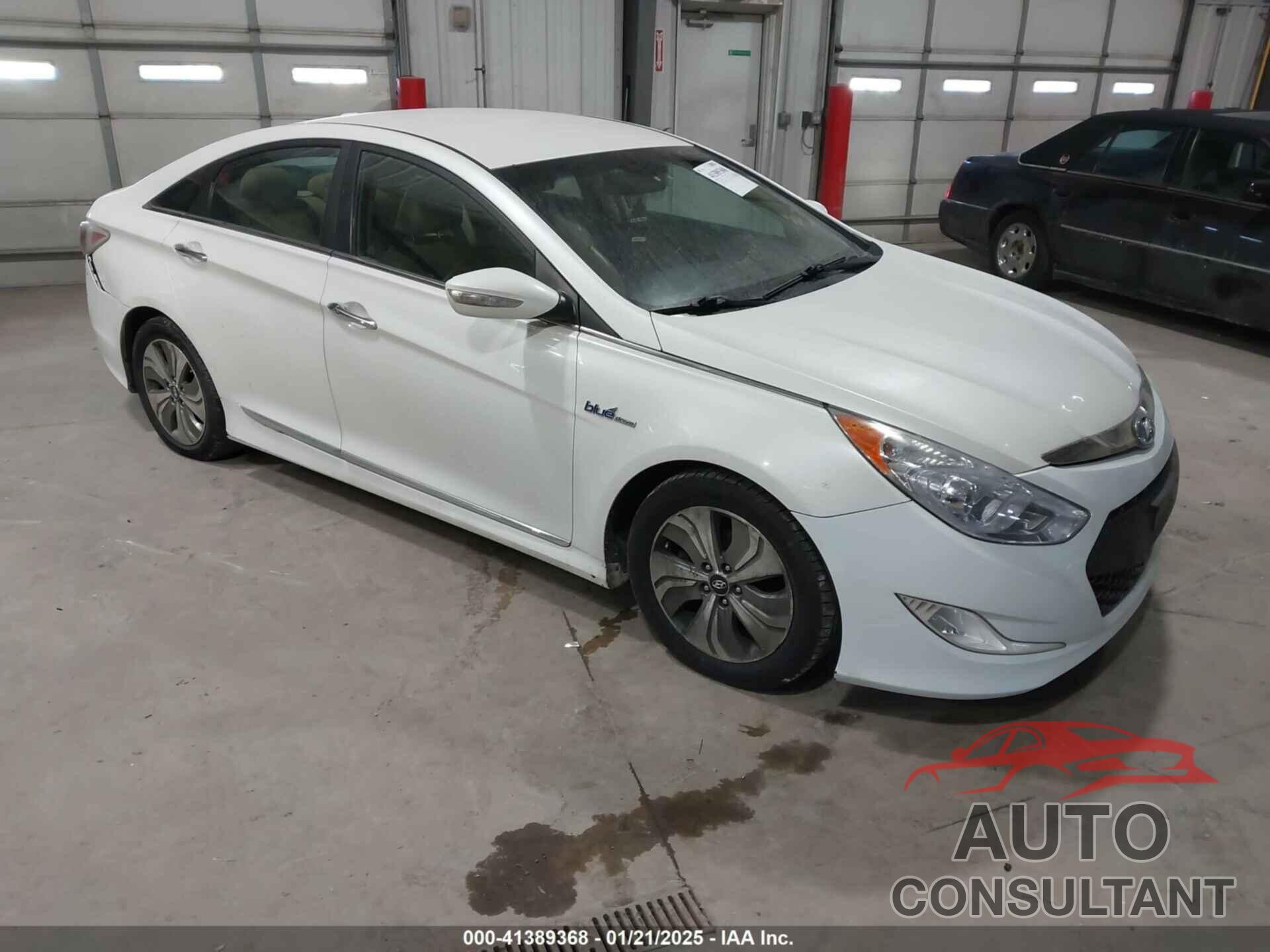 HYUNDAI SONATA HYBRID 2013 - KMHEC4A42DA089247