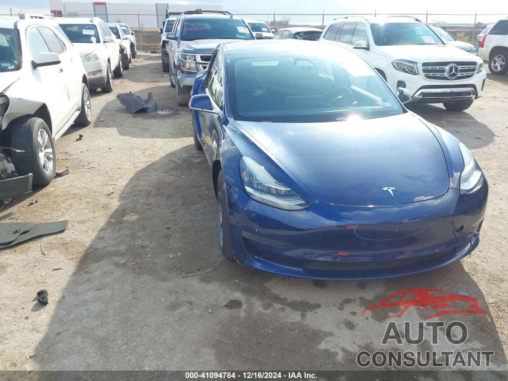 TESLA MODEL 3 2018 - 5YJ3E1EB2JF105317