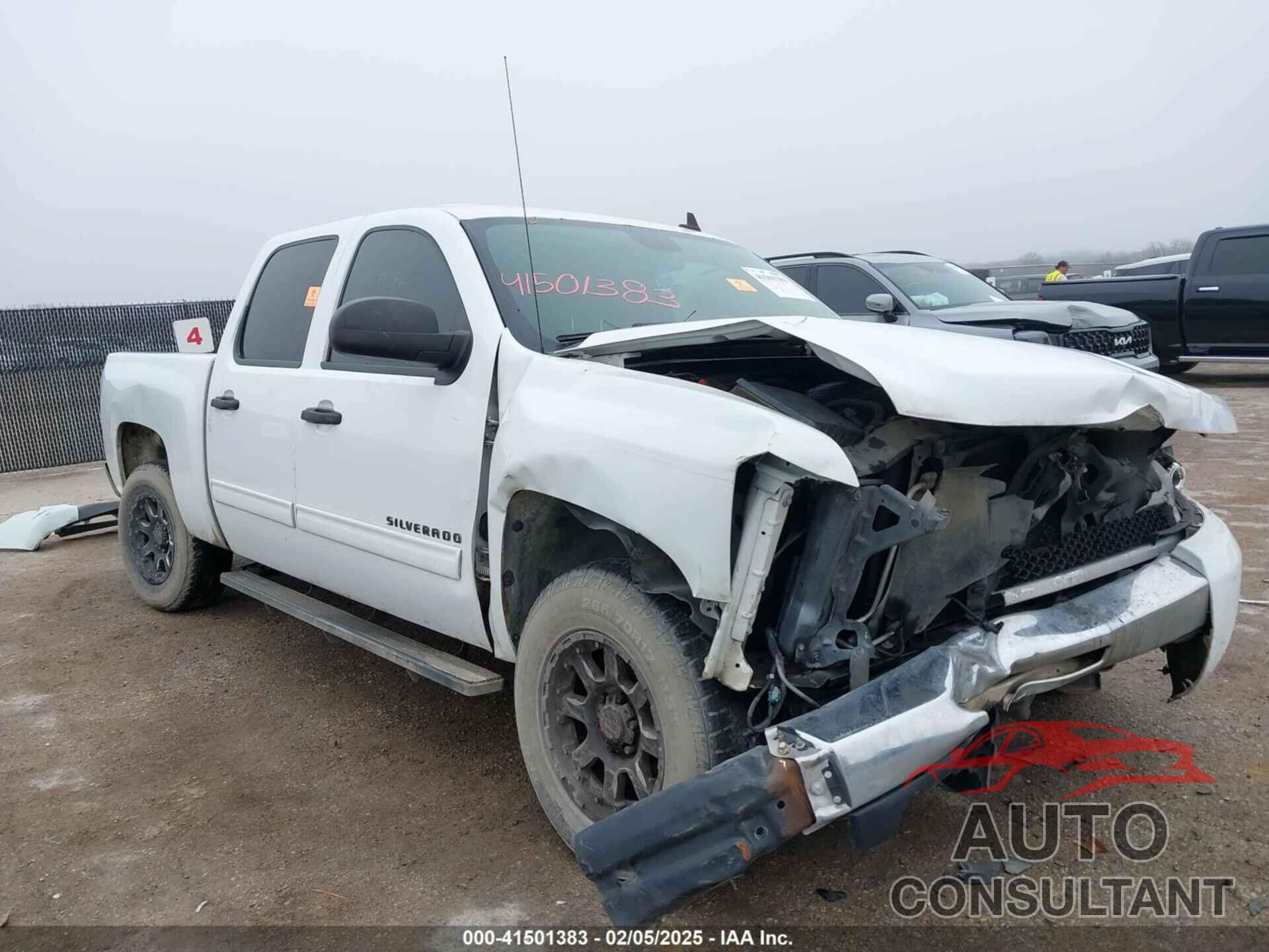 CHEVROLET SILVERADO 1500 2011 - 3GCPCREA1BG279159