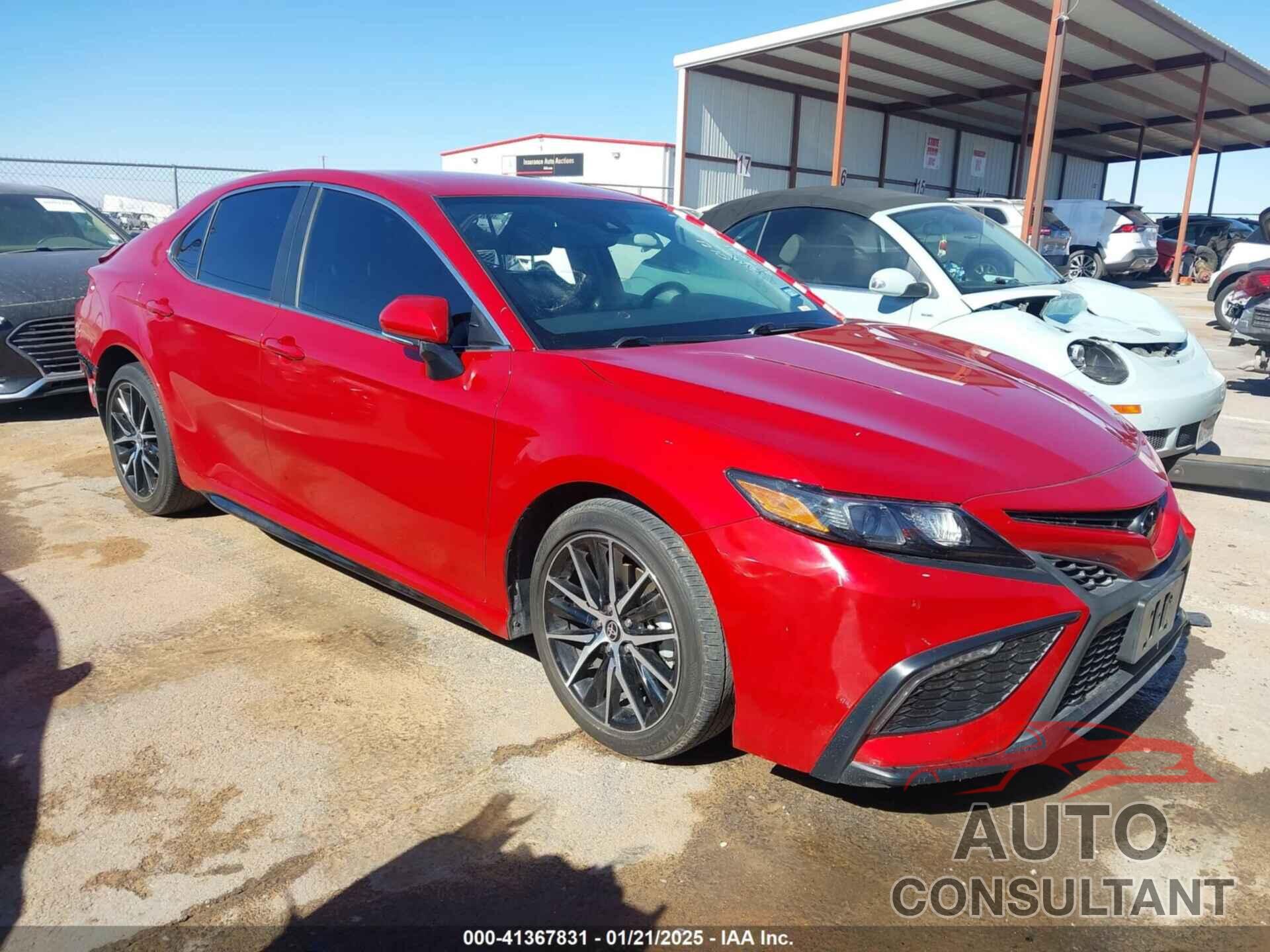 TOYOTA CAMRY 2022 - 4T1T11AK8NU059714