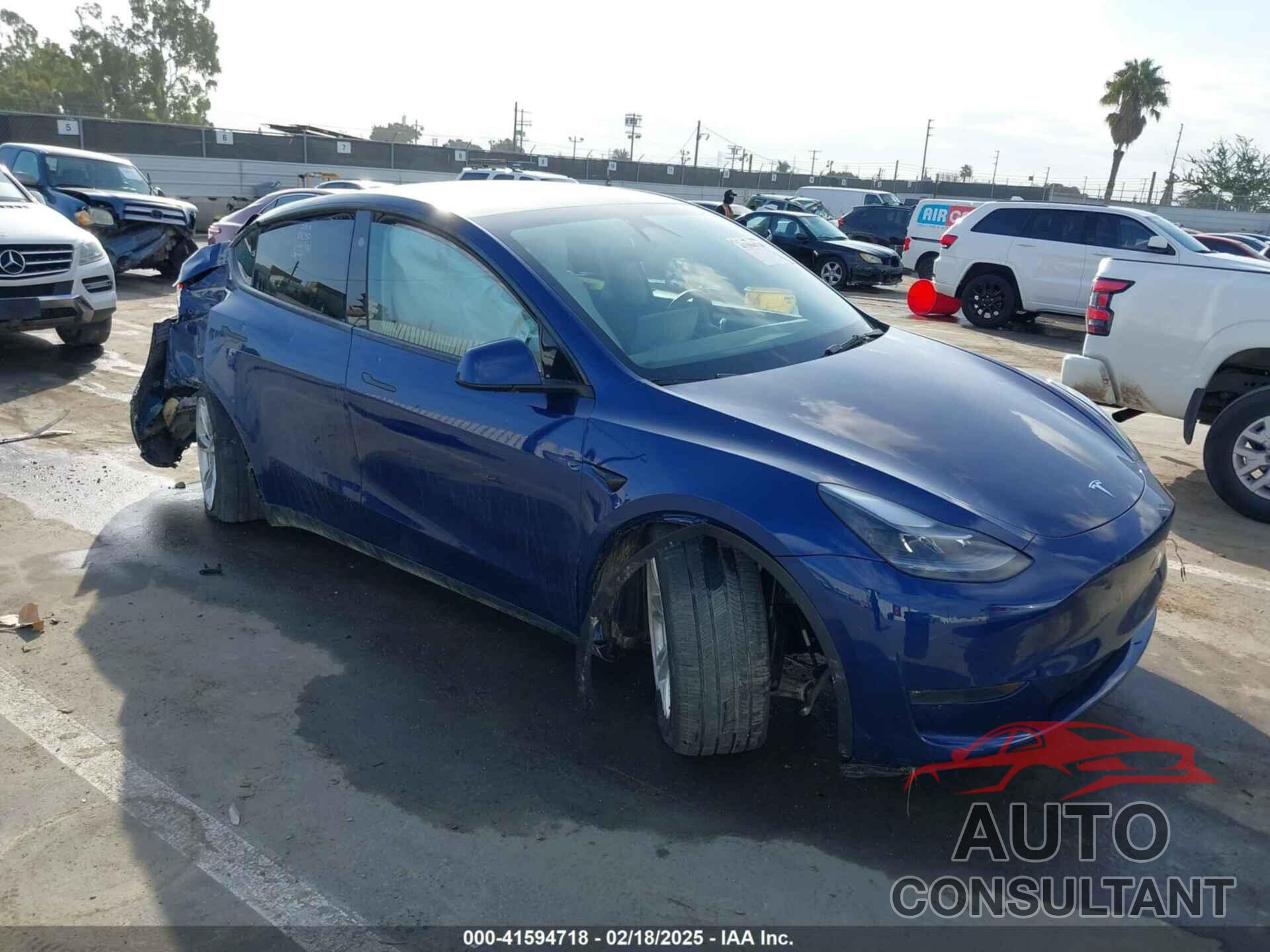 TESLA MODEL Y 2023 - 7SAYGDEE8PA167485