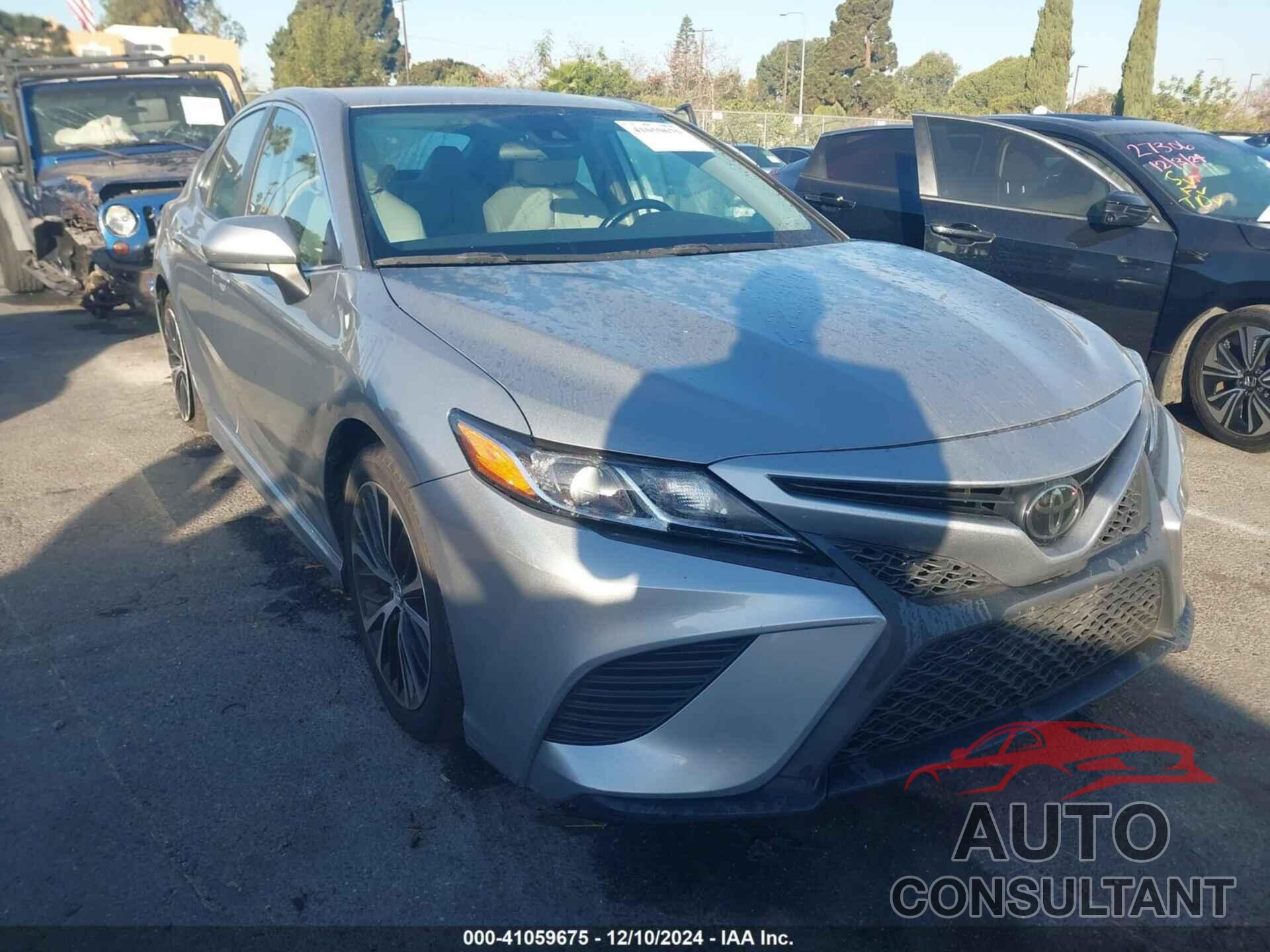 TOYOTA CAMRY 2019 - 4T1B11HK3KU212156