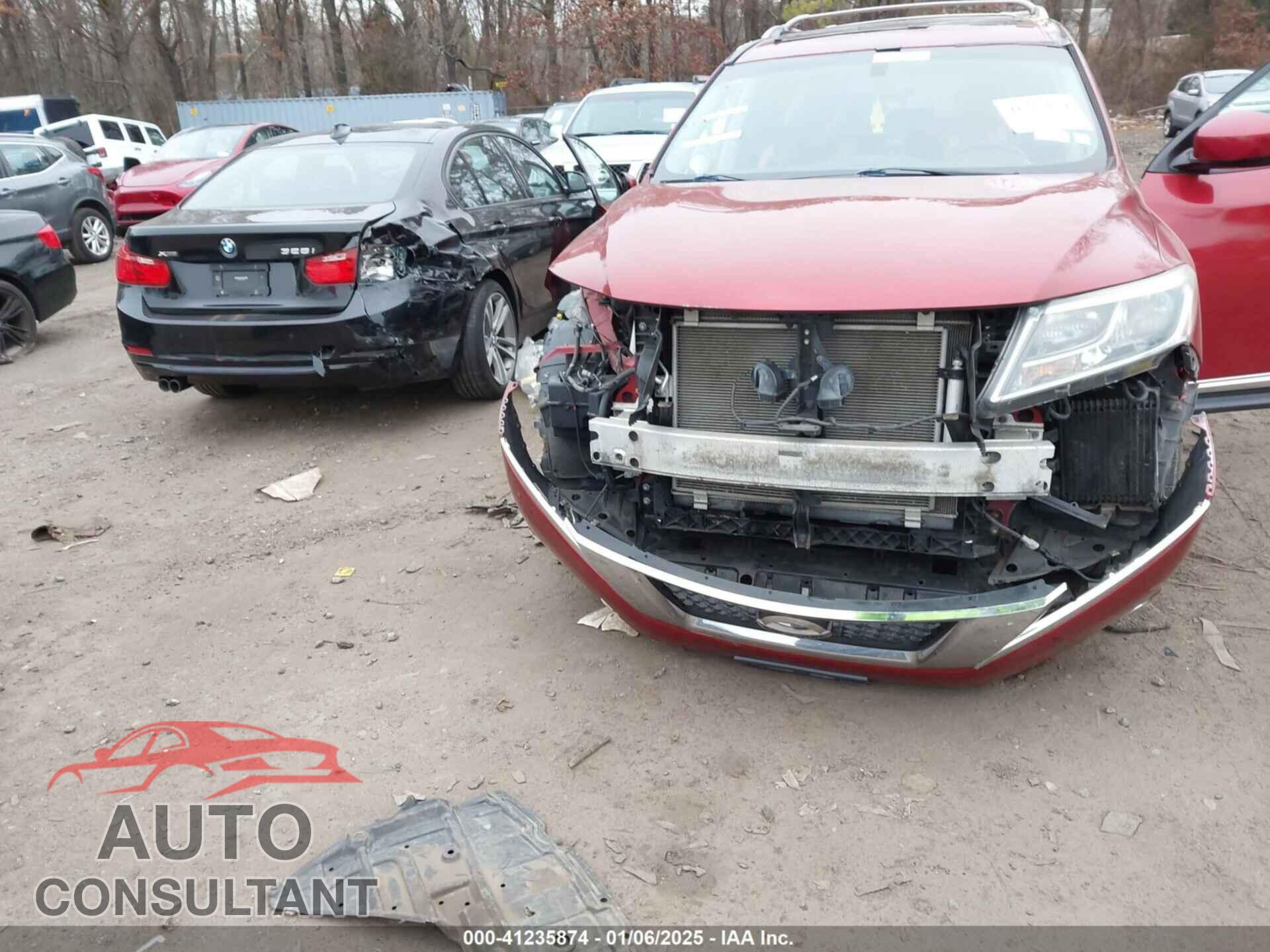 NISSAN PATHFINDER 2013 - 5N1AR2MM1DC615076